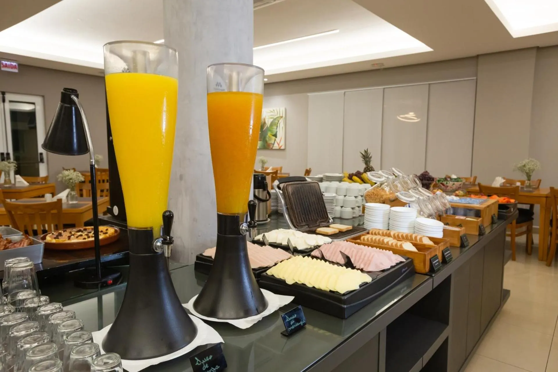 Buffet breakfast in Quality Hotel Jundiaí