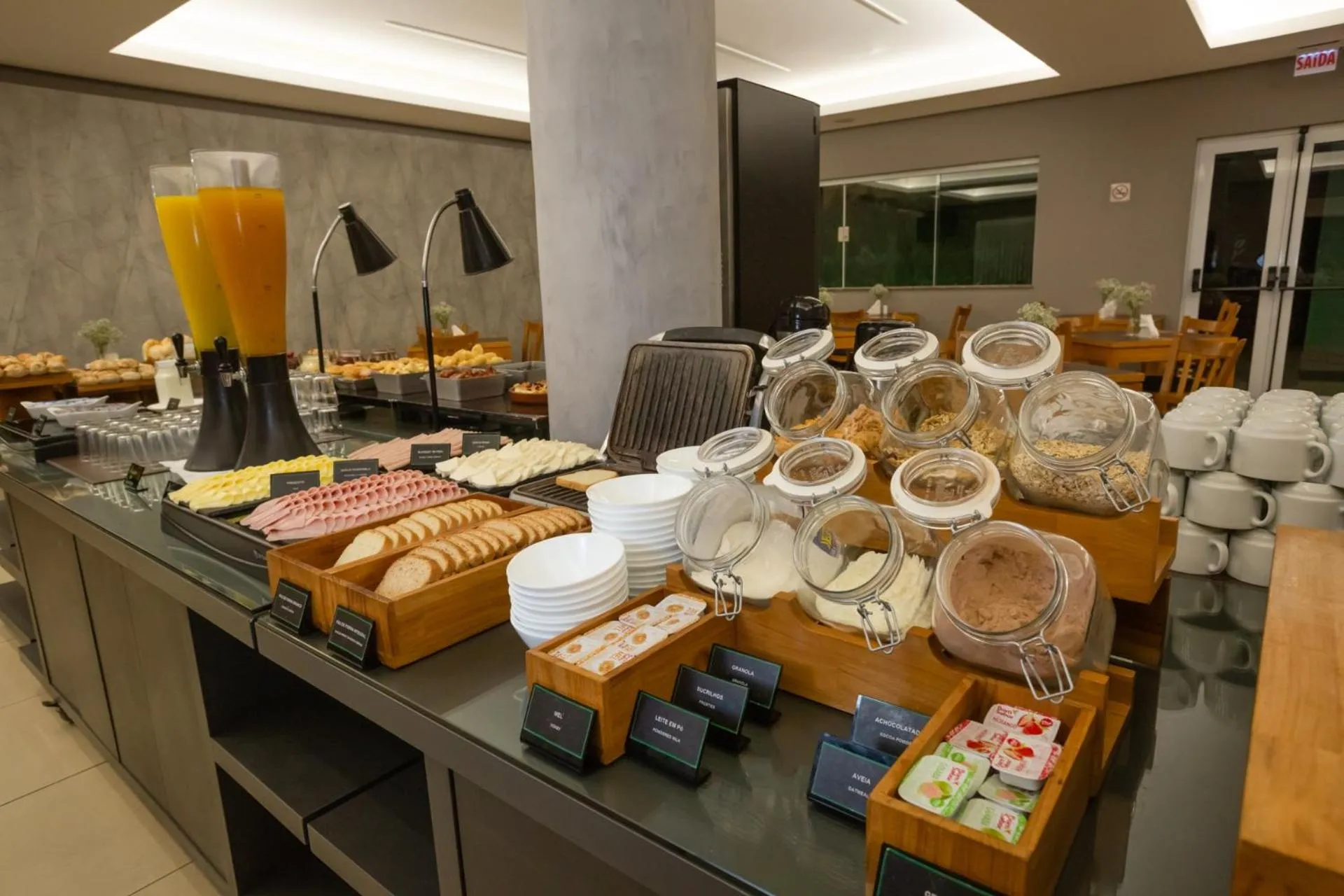 Buffet breakfast in Quality Hotel Jundiaí