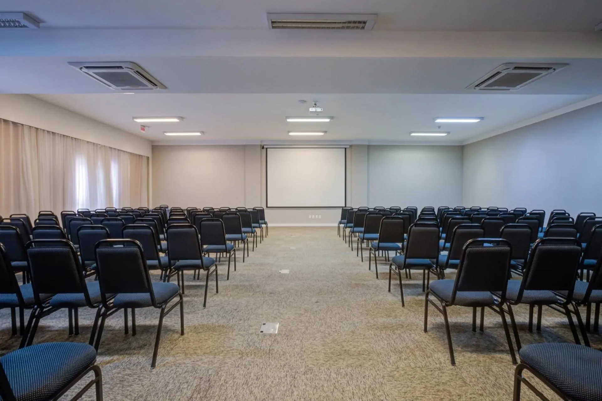 Banquet/Function facilities in Quality Hotel Jundiaí