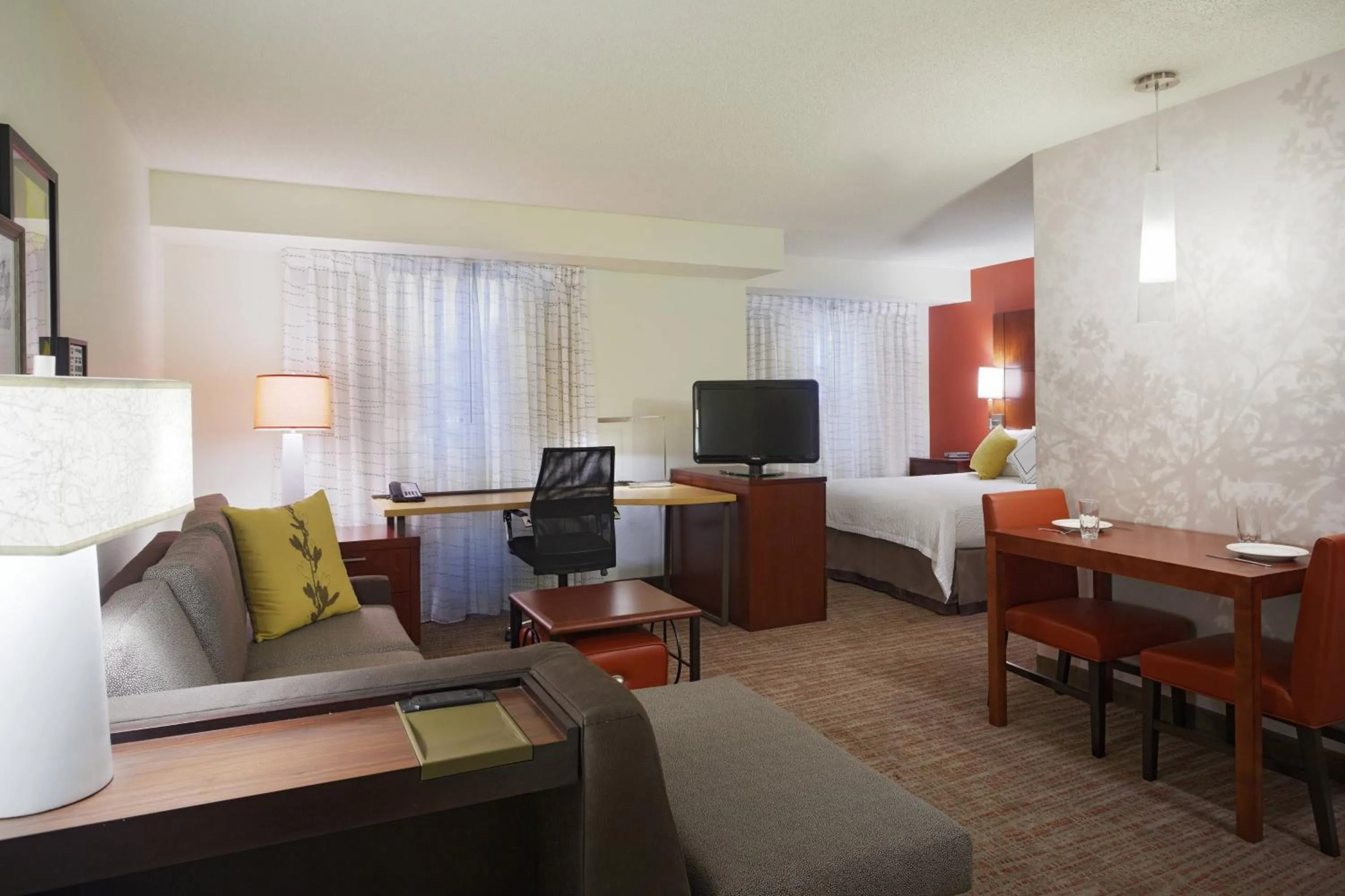 Photo of the whole room, Bed in Residence Inn by Marriott San Antonio Downtown Market Square