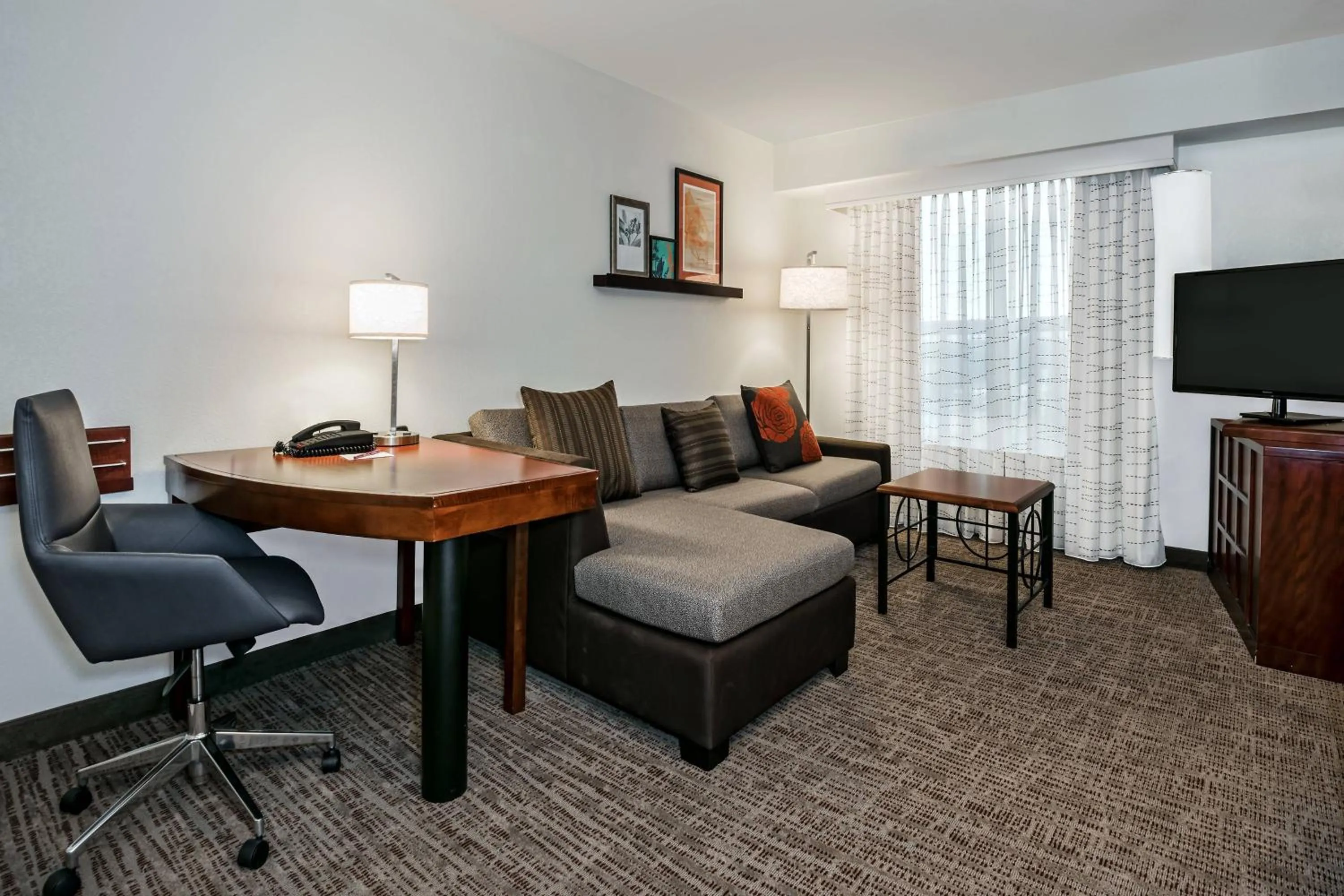 Living room in Residence Inn by Marriott San Antonio SeaWorld / Lackland