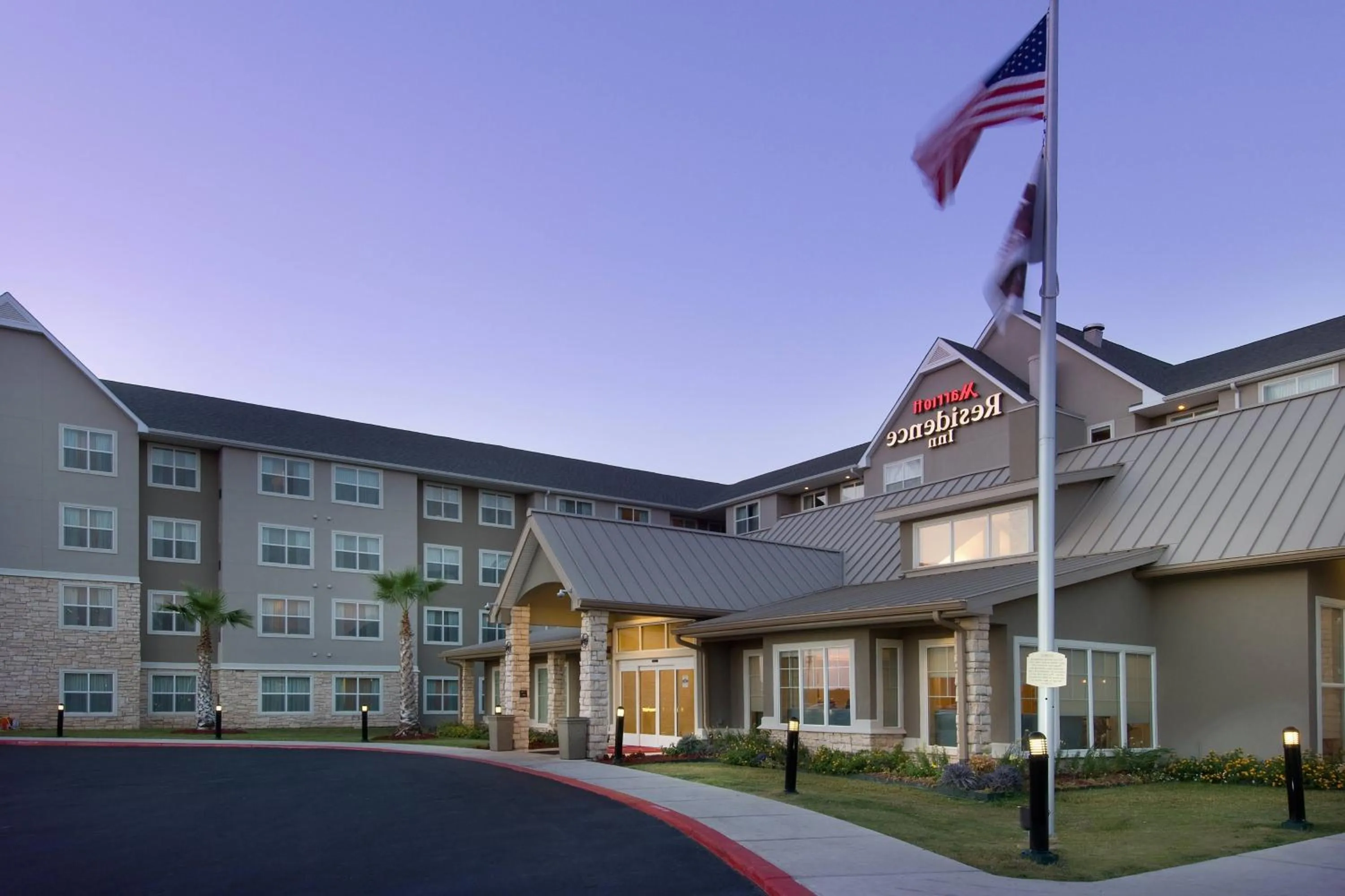 Property building in Residence Inn by Marriott San Antonio SeaWorld / Lackland