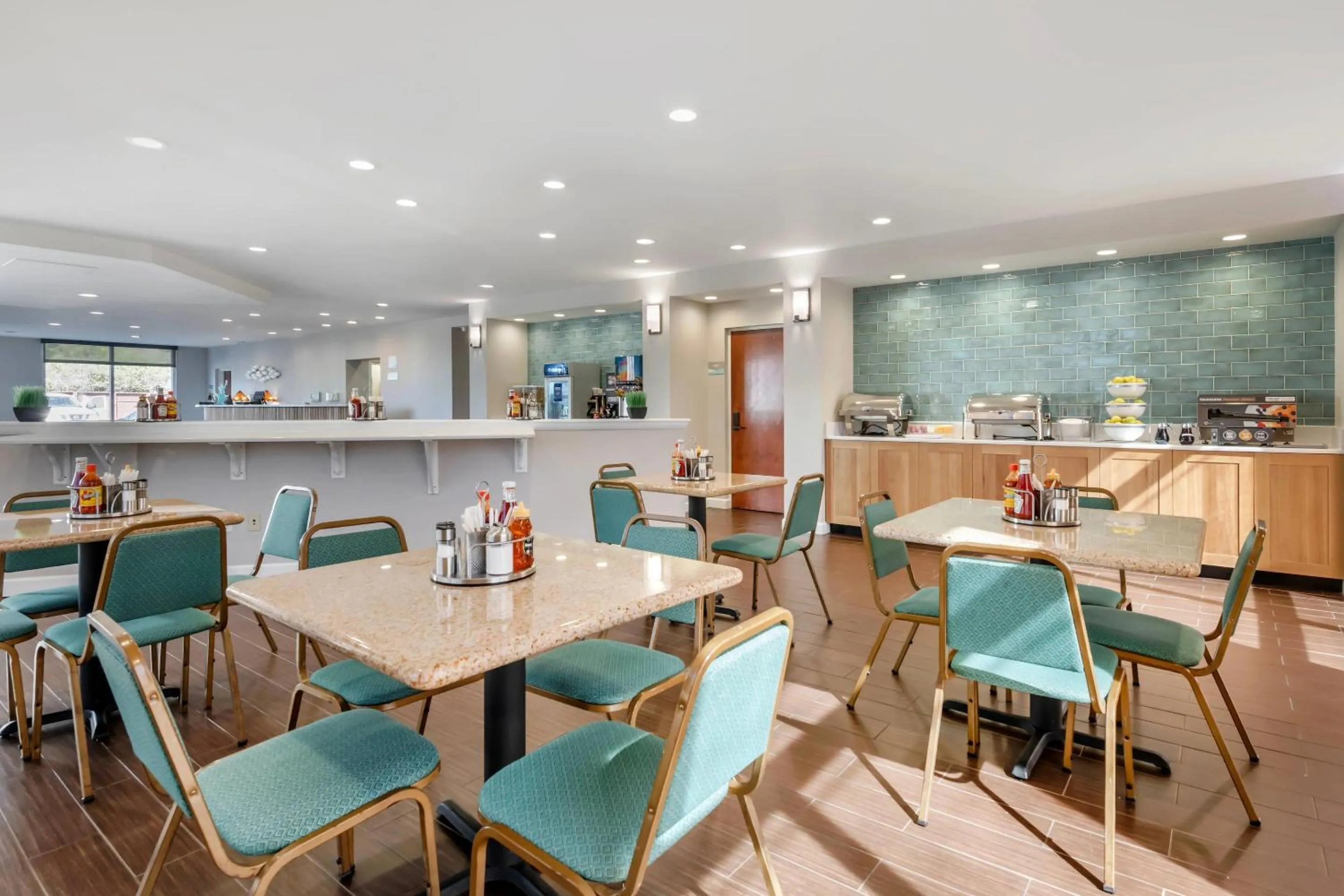 Breakfast in Surf and Sand Fernandina Beach at Amelia Island, an Ascend Collection Hotel