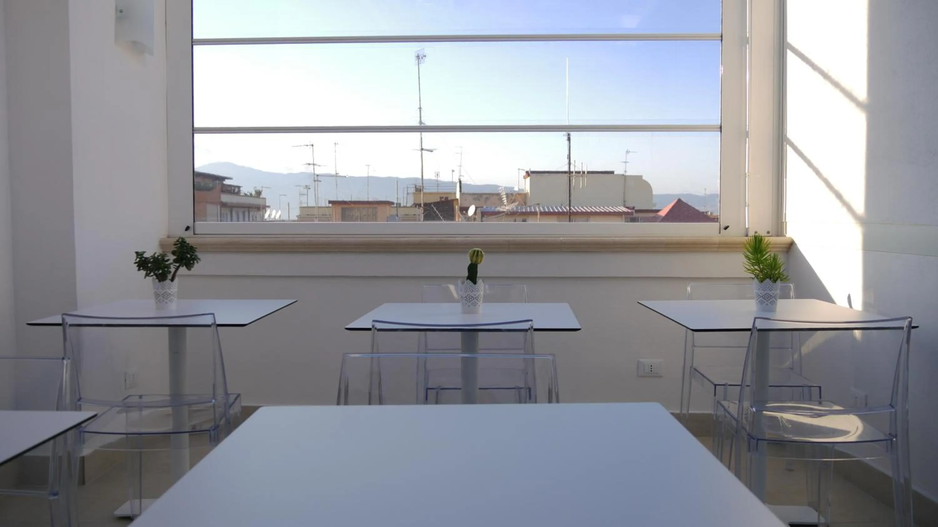 Communal lounge/ TV room in Domus Nova