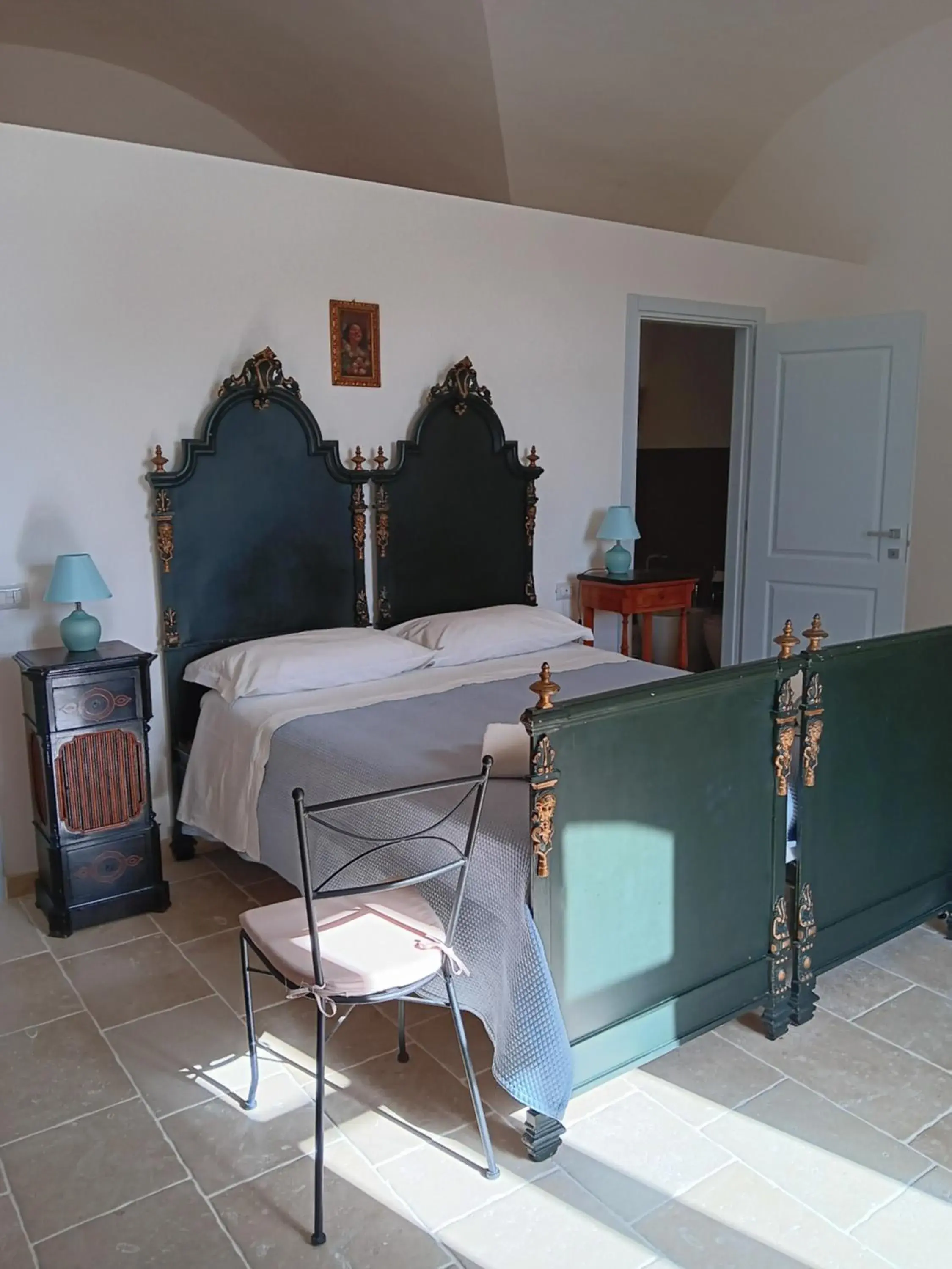 Double or Twin Room with City View in Casa Sipione Papa Double or Twin Room with City View in Casa Sipione Papa