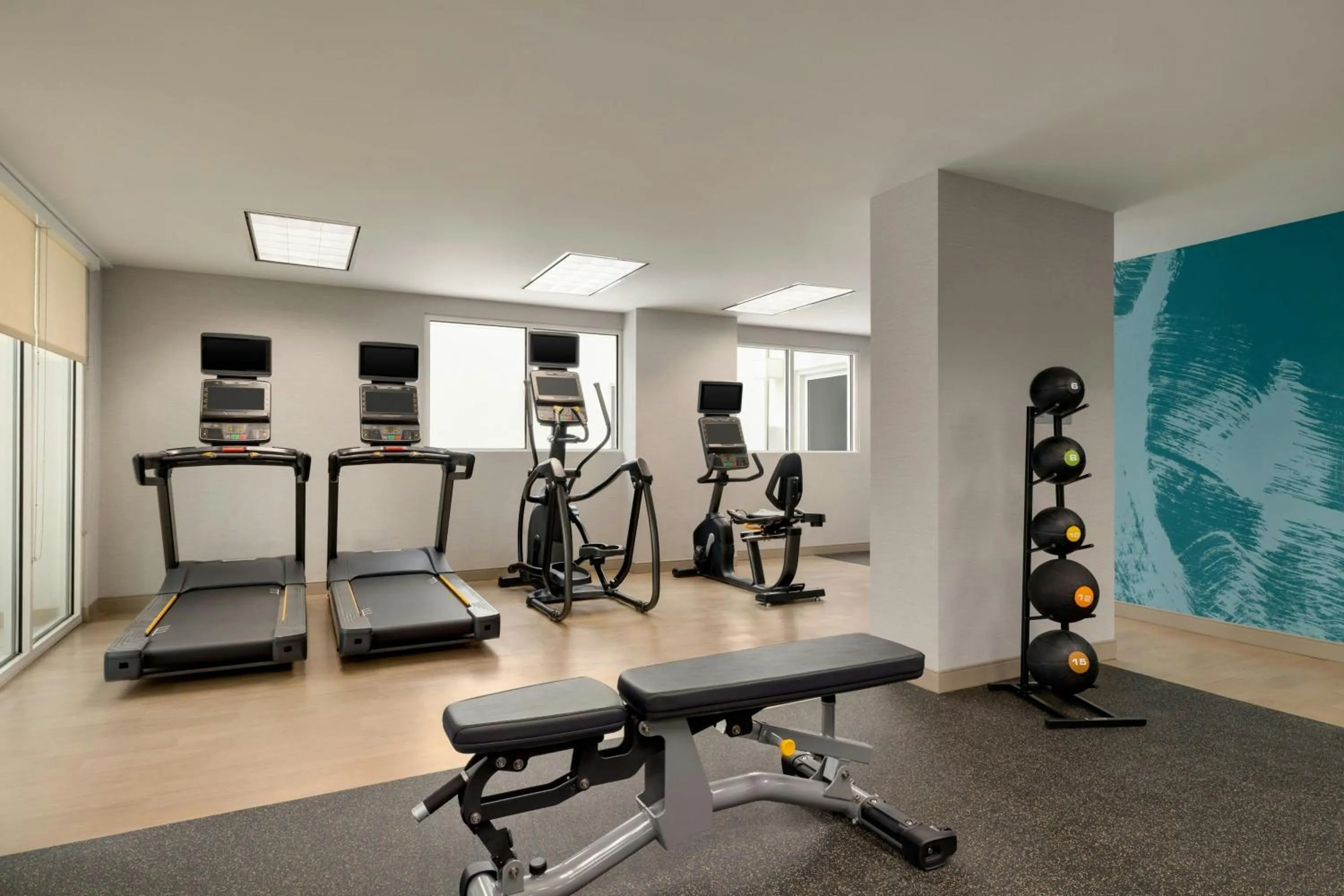 Fitness centre/facilities in Courtyard by Marriott Ocean City Oceanfront