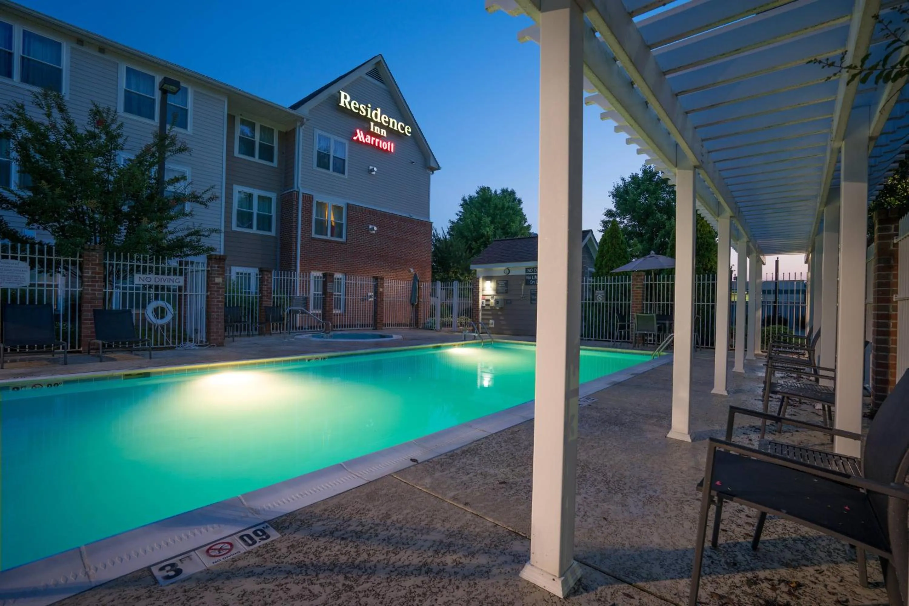 Swimming pool in Residence Inn by Marriott Salisbury