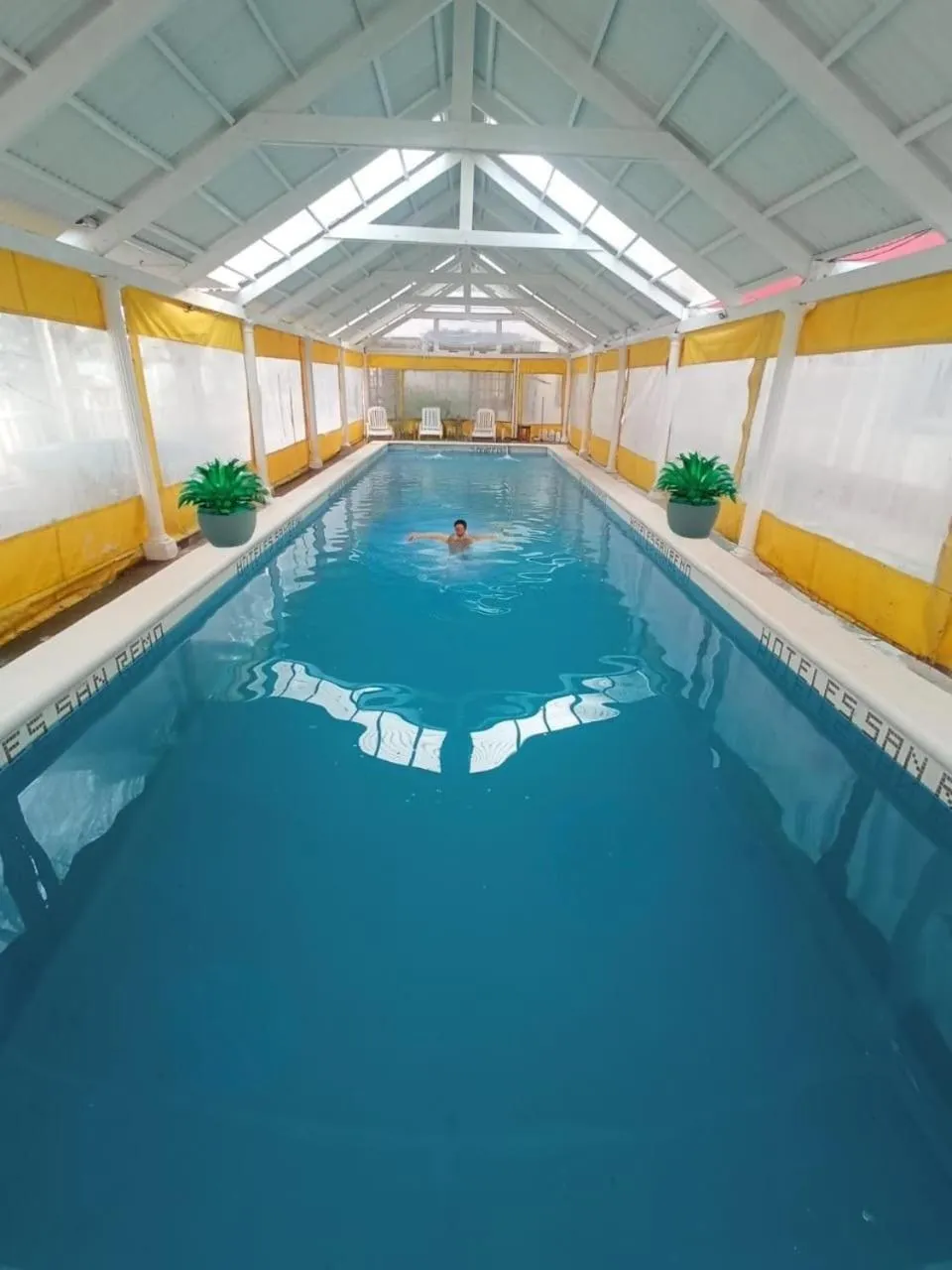 Swimming pool in San Remo Palace Hotel