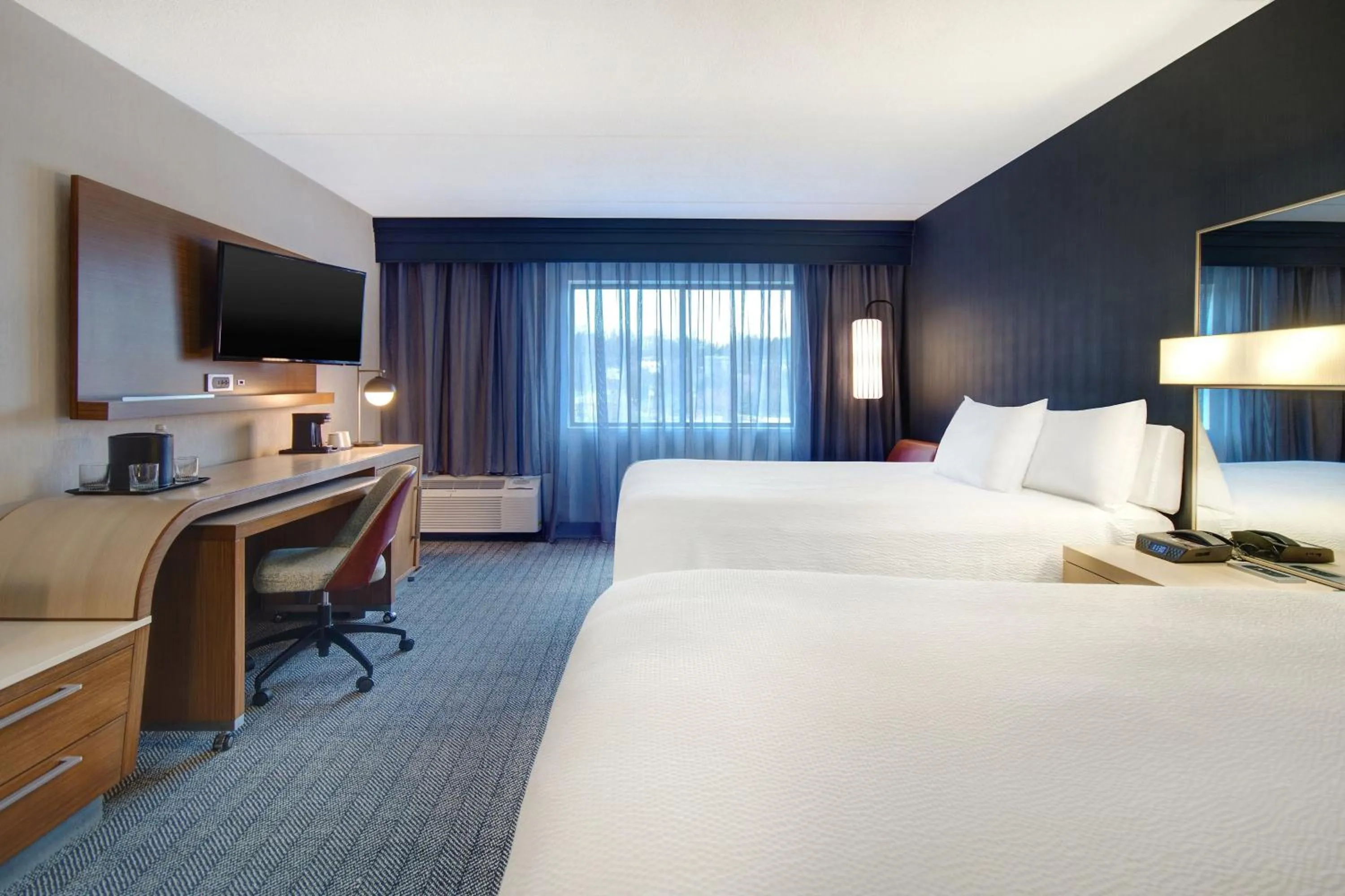 Photo of the whole room, Bed in Courtyard by Marriott State College