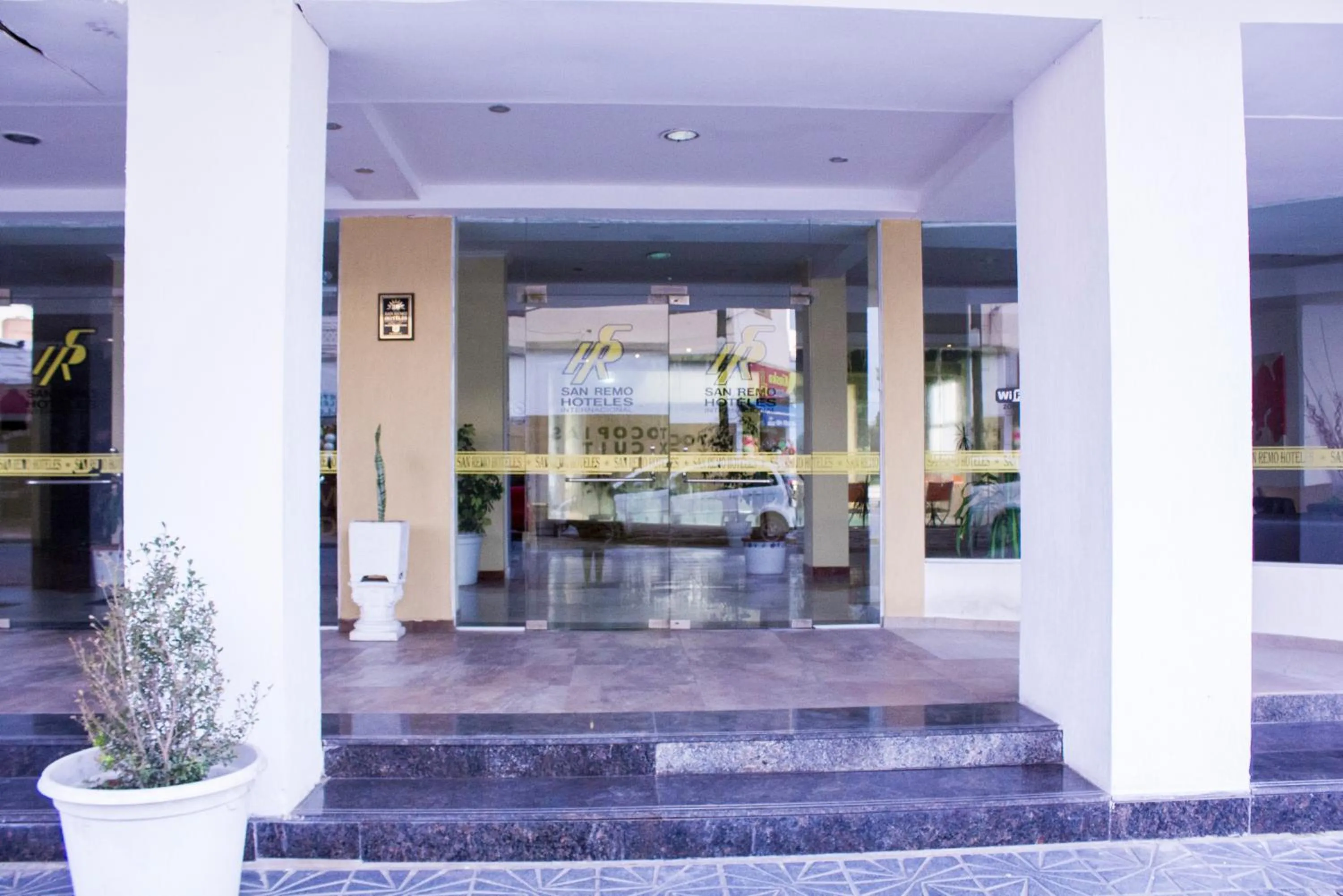 Facade/entrance in San Remo World Hotel