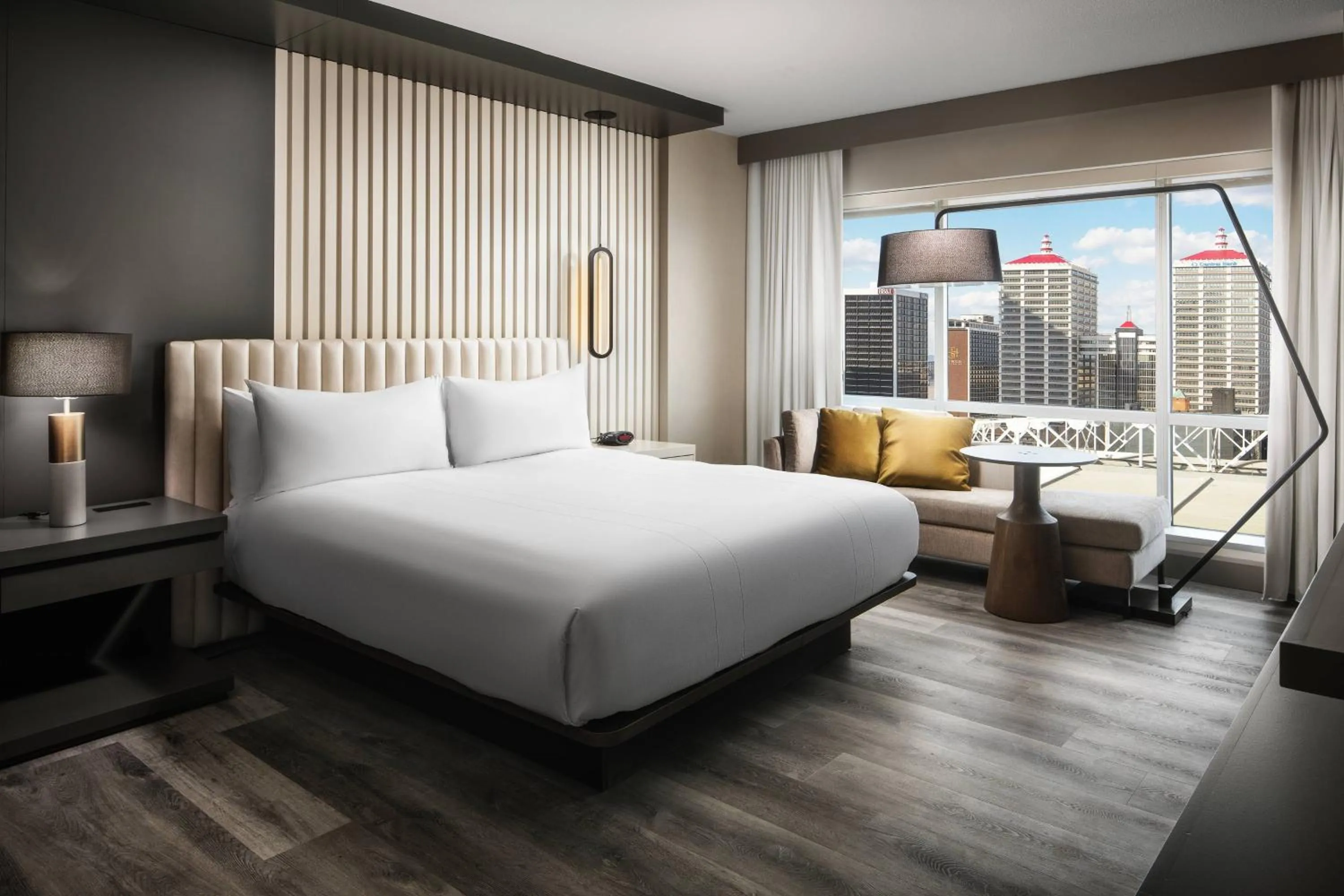 Bedroom, Bed in Louisville Marriott Downtown