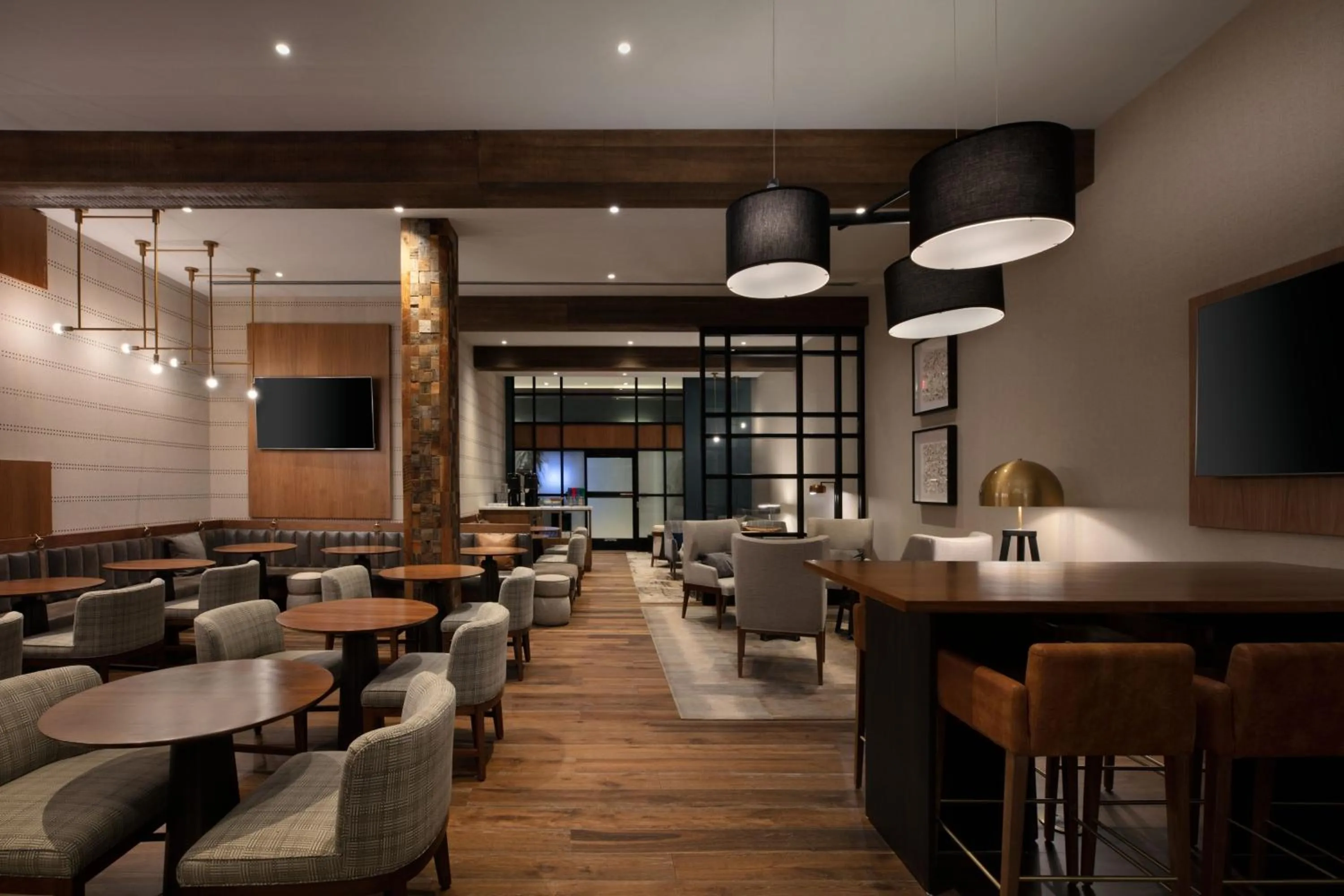 Lounge or bar in Louisville Marriott Downtown