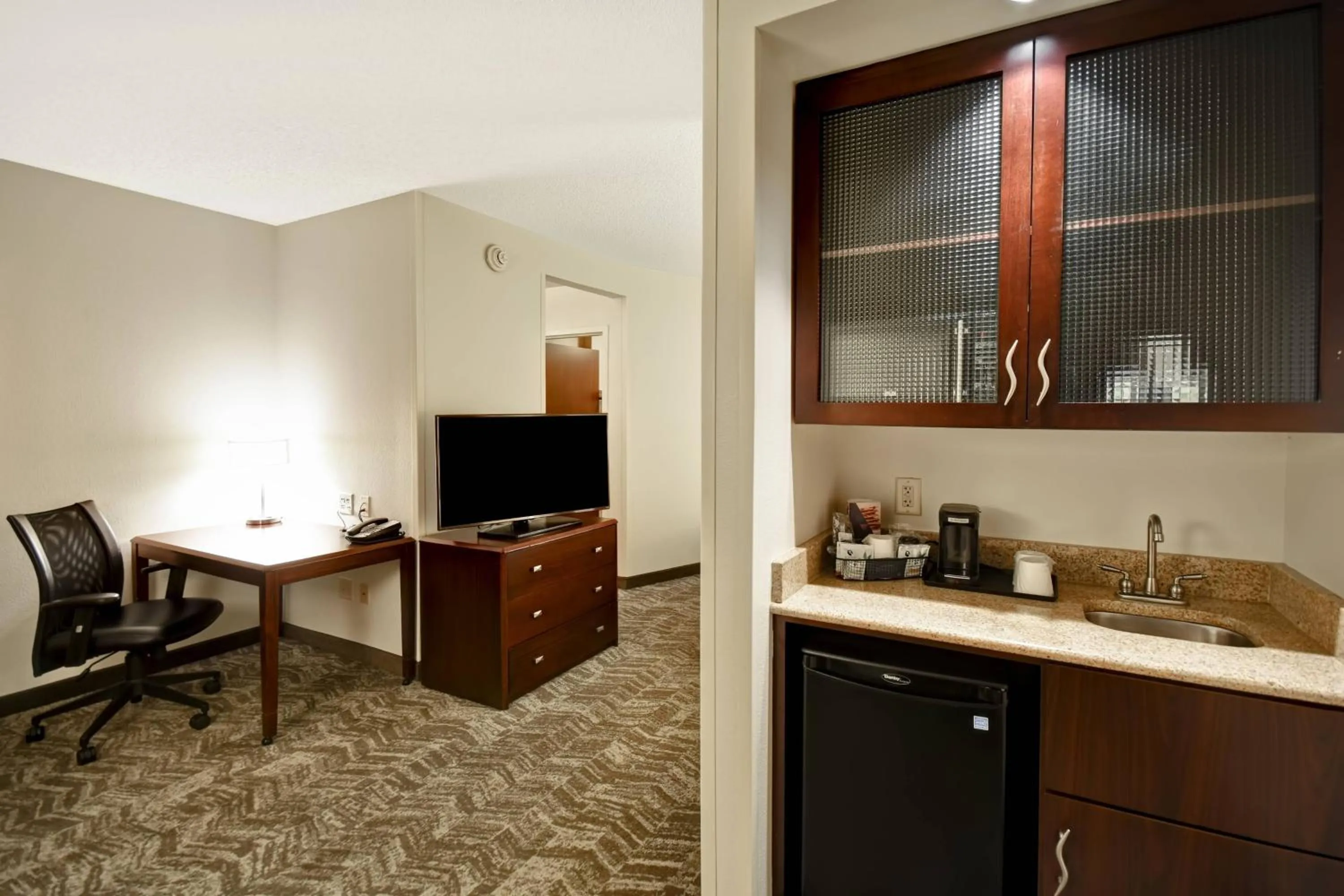 Photo of the whole room in SpringHill Suites Louisville Airport