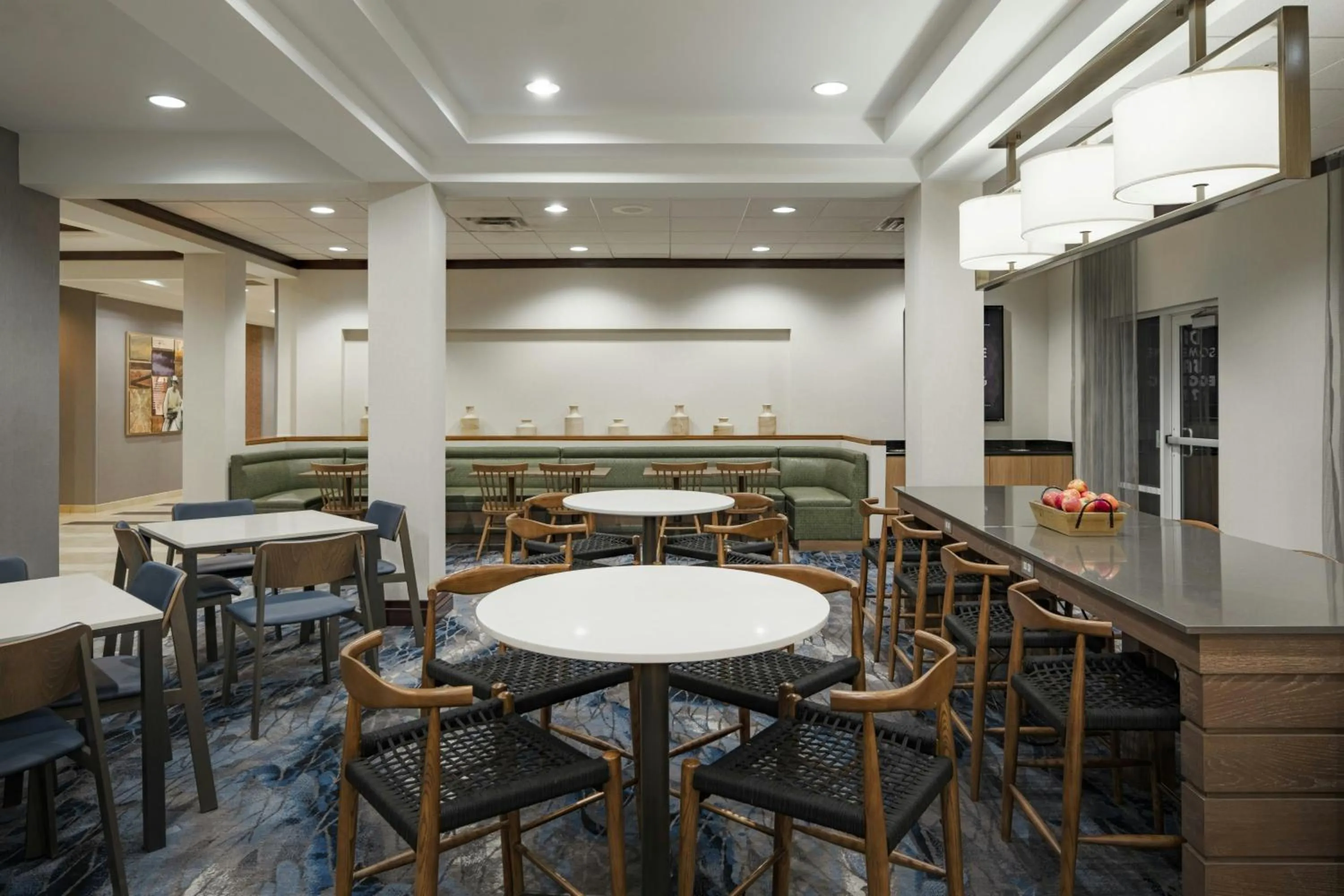 Breakfast in Fairfield Inn & Suites Louisville East