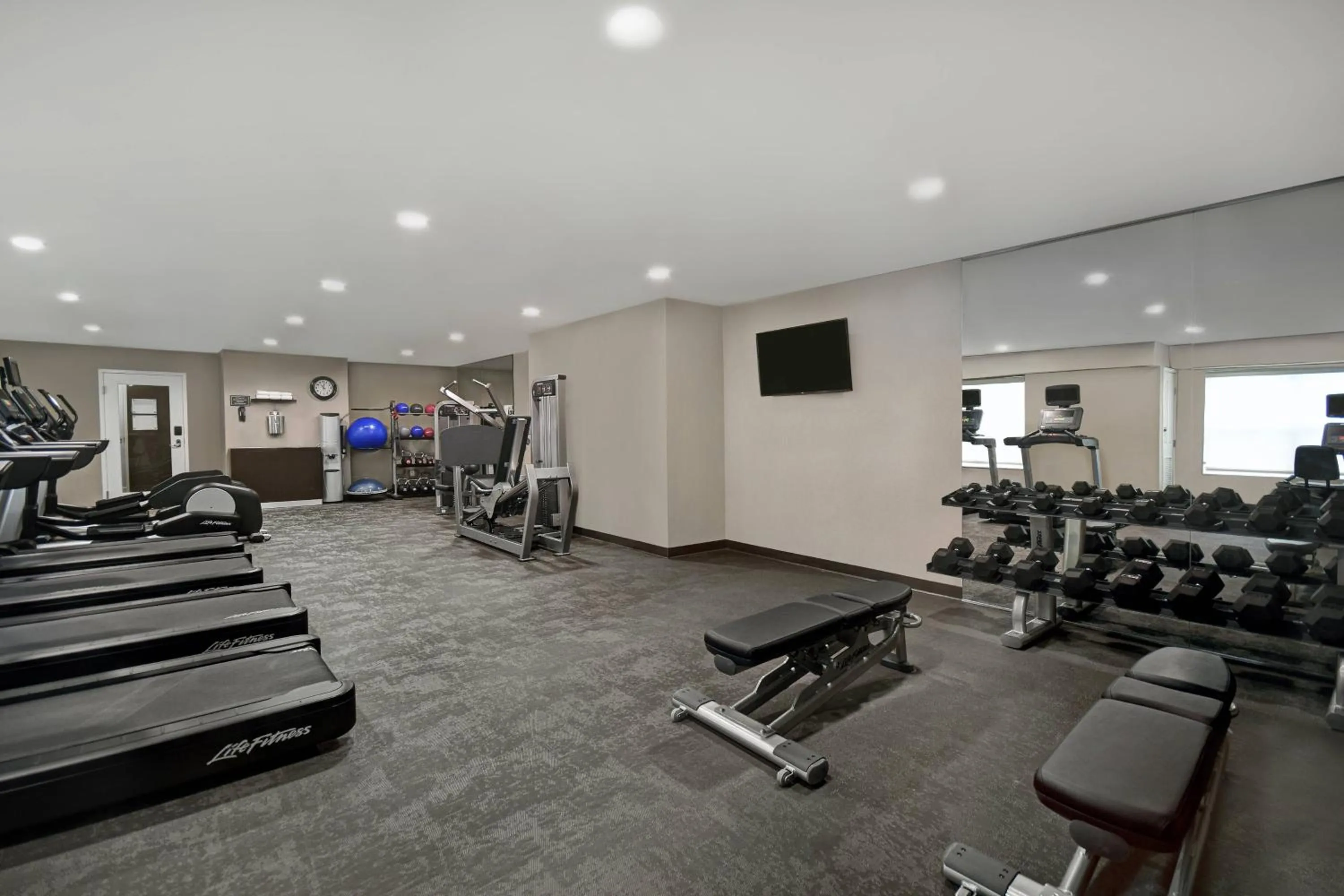 Fitness centre/facilities in Residence Inn Louisville Airport