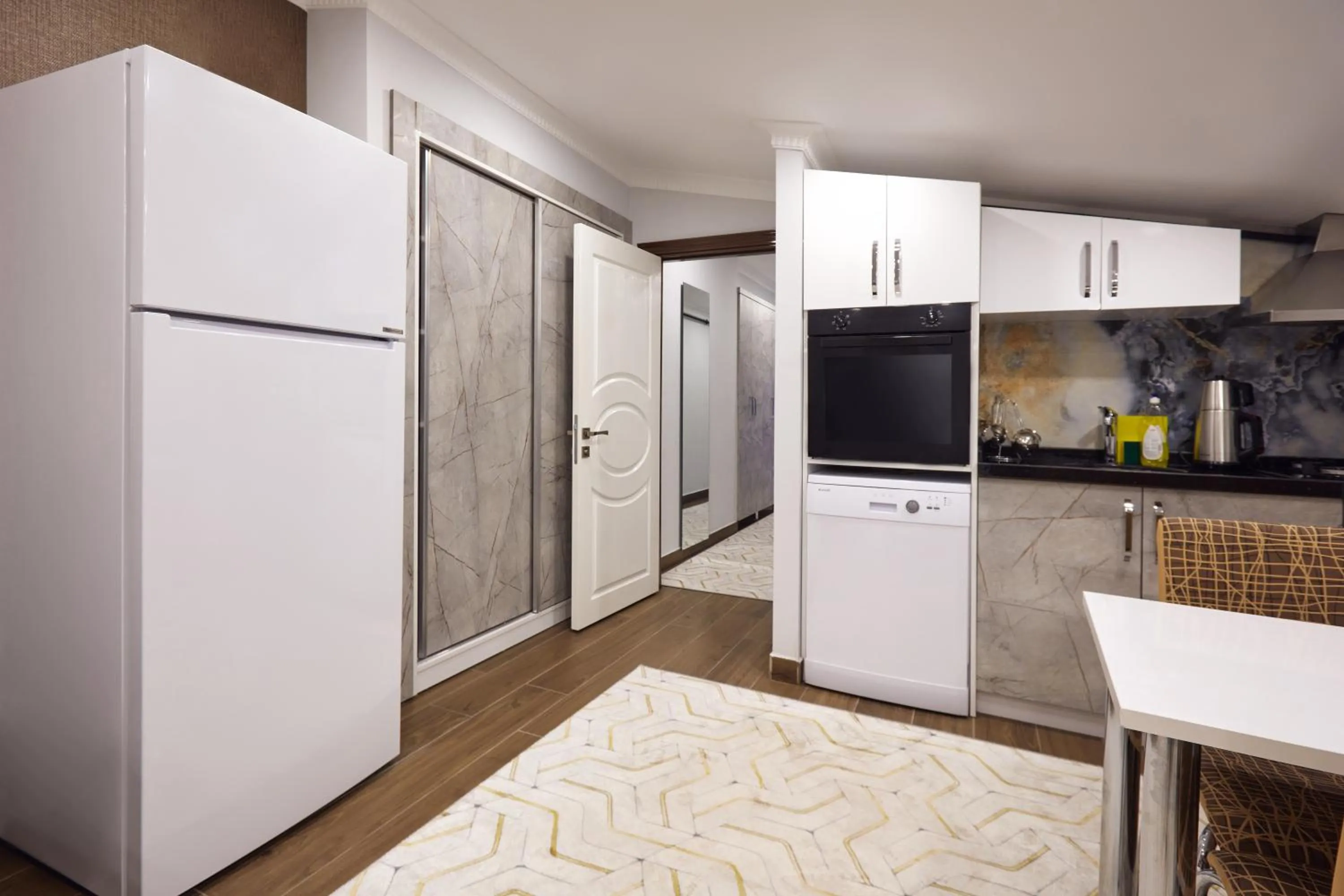 Kitchen or kitchenette in Tarabya Suites