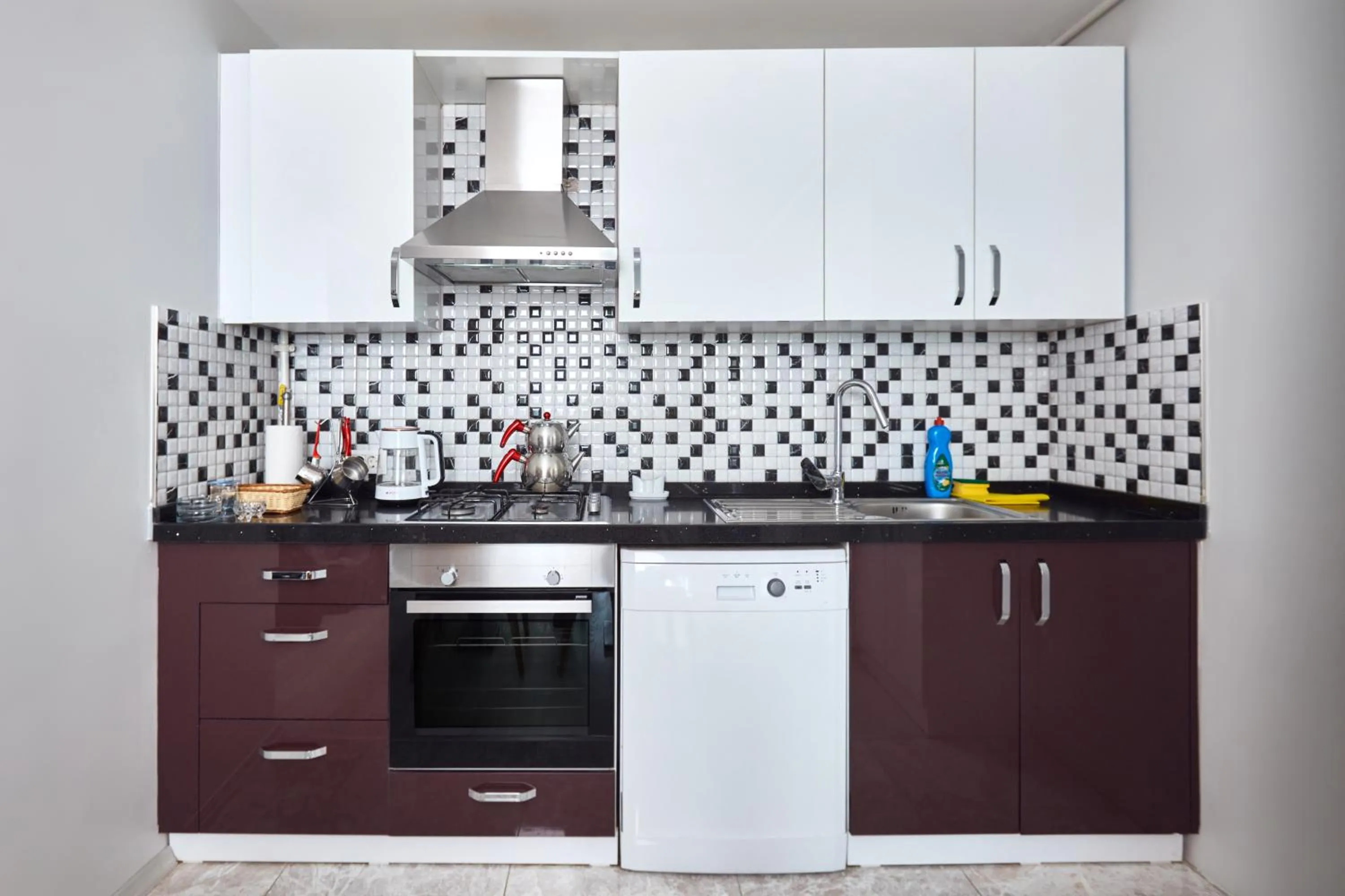 Kitchen or kitchenette in Tarabya Suites