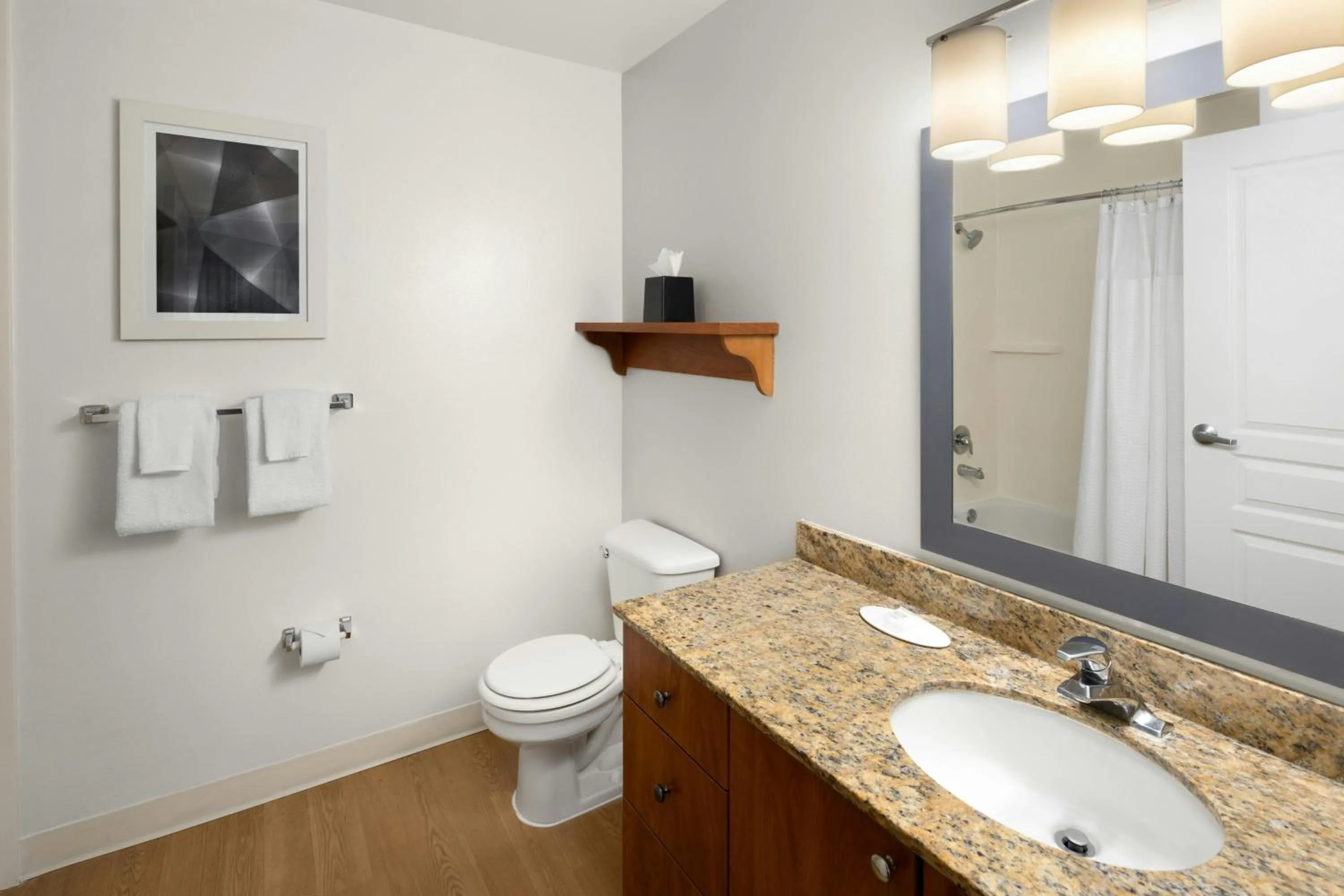 Bathroom in TownePlace Suites by Marriott Seattle Southcenter