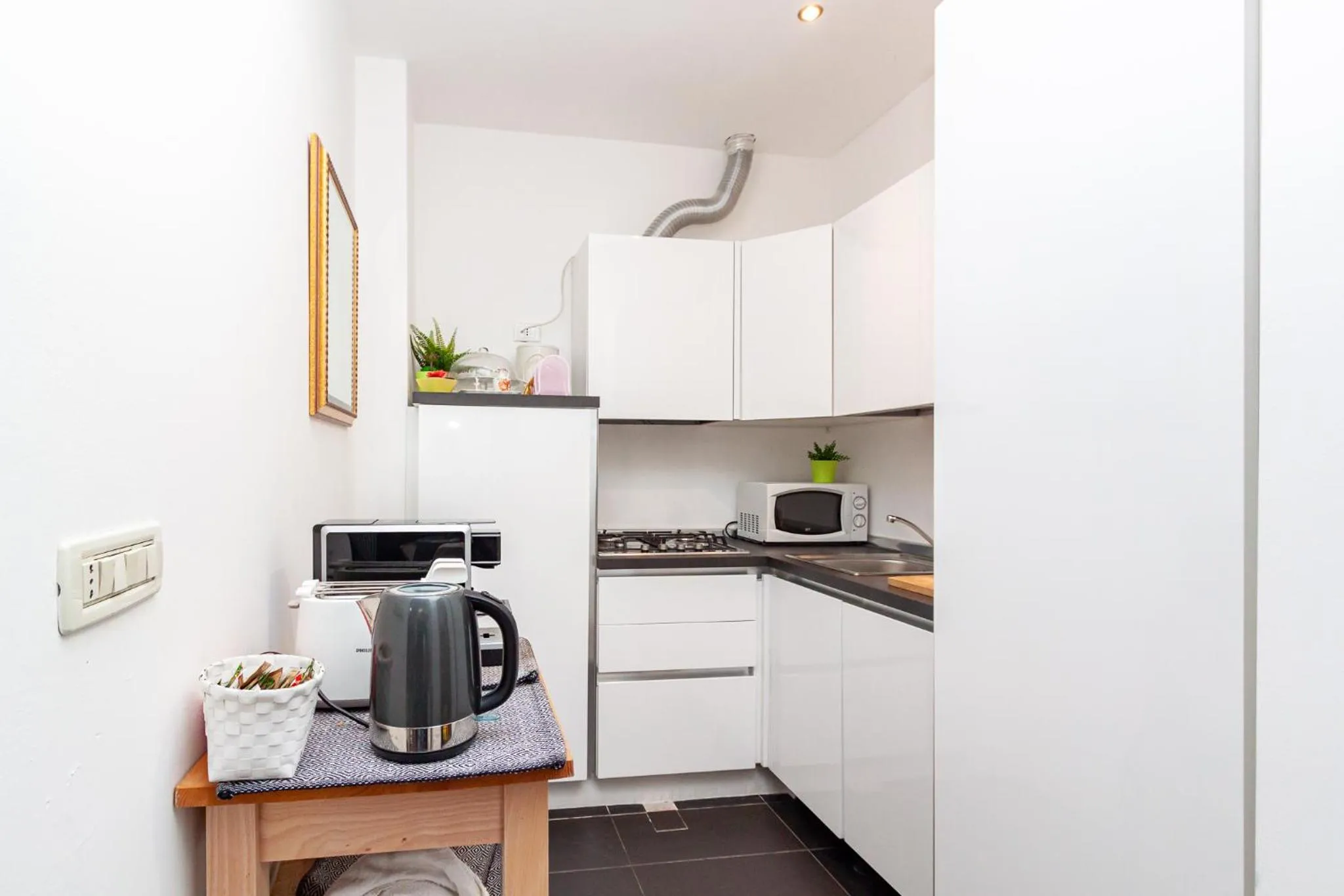 Kitchen or kitchenette in Ca' Rebeka Venice - Atika & Atif