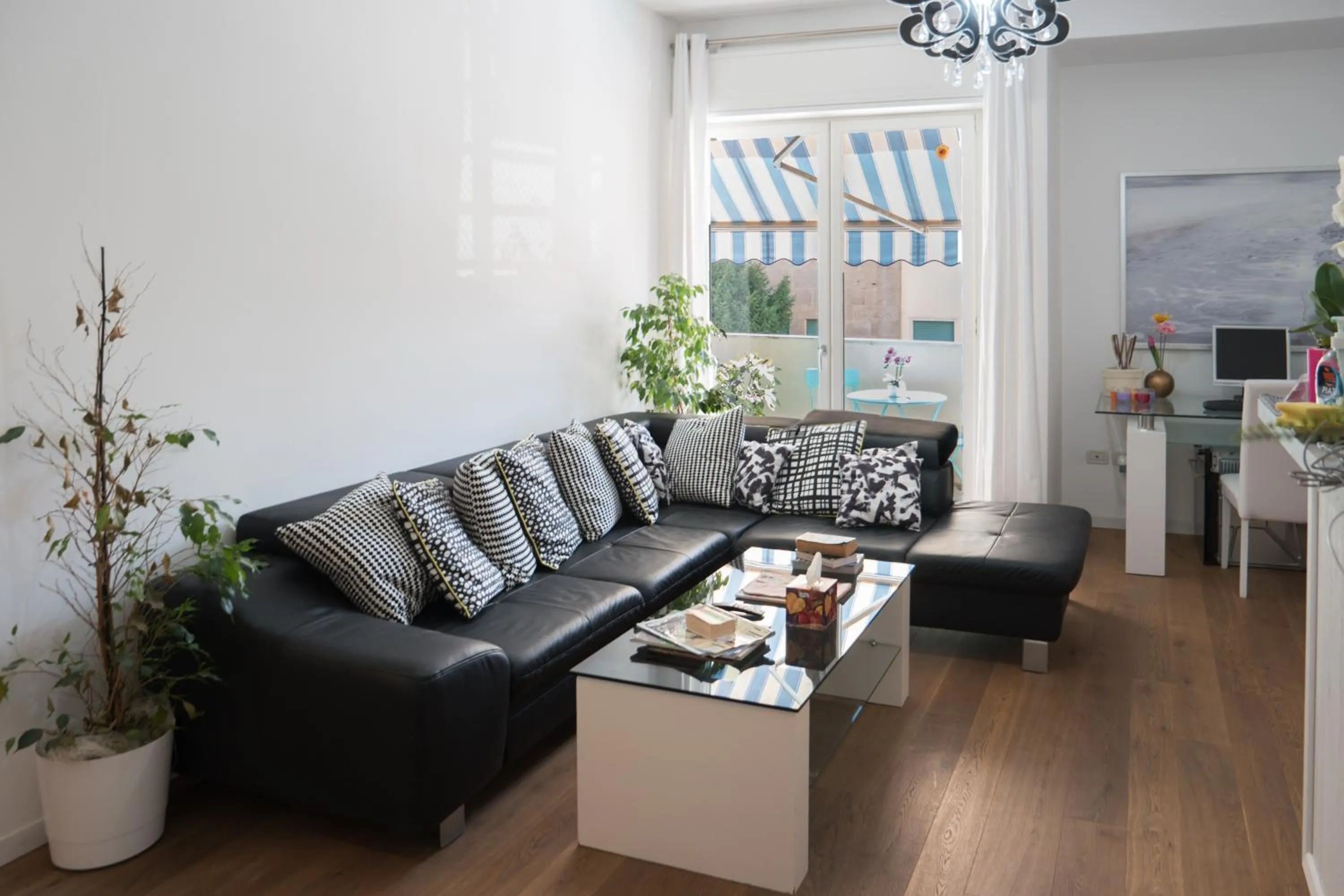 Seating area in Ca' Rebeka Venice - Atika & Atif