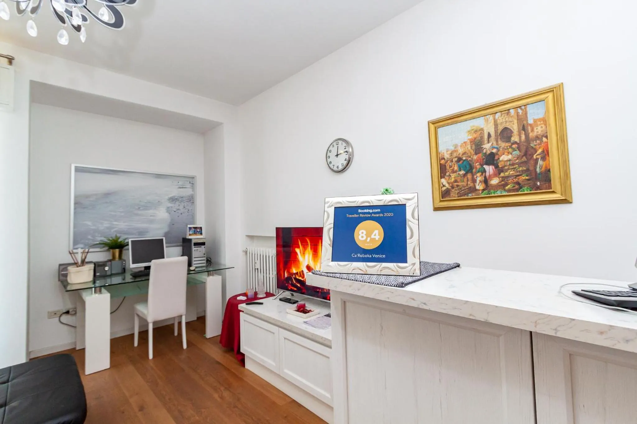 TV and multimedia in Ca' Rebeka Venice - Atika & Atif