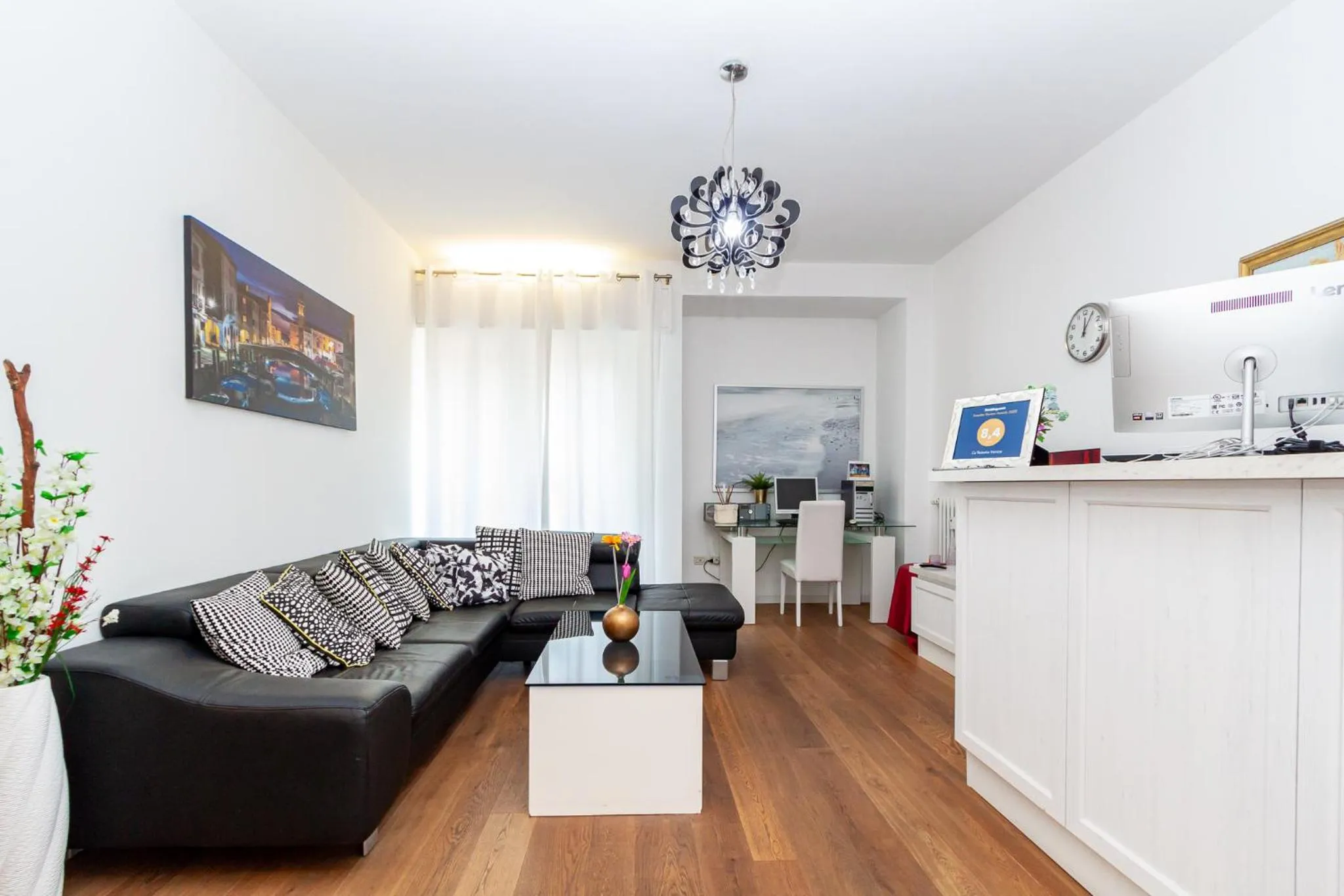 Seating area in Ca' Rebeka Venice - Atika & Atif