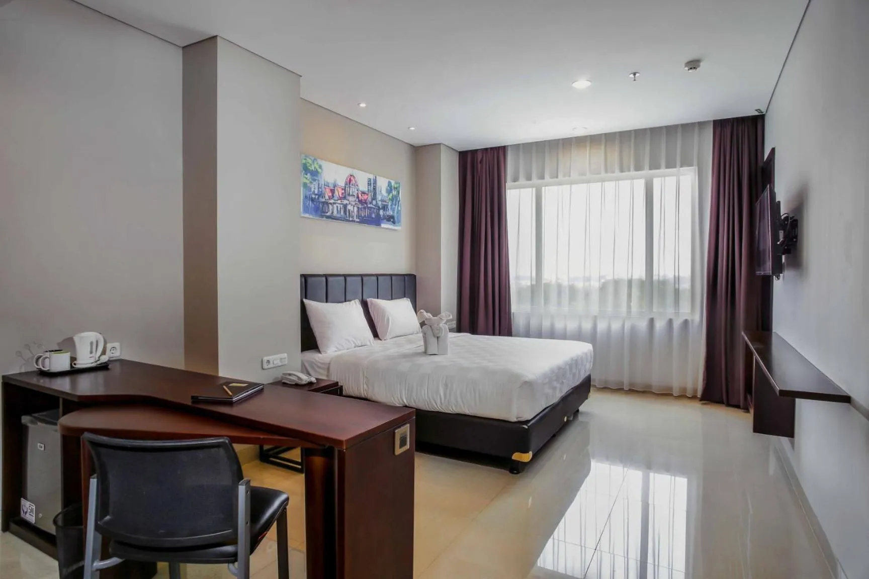 Bedroom, Bed in PrimeBiz Hotel Surabaya