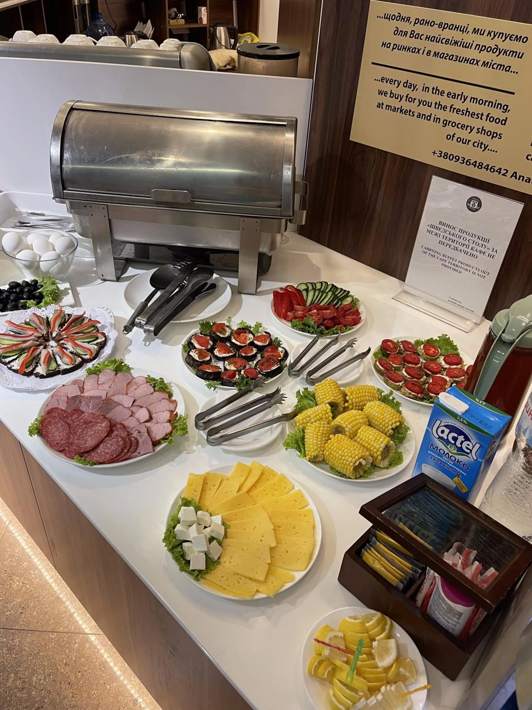 Food and drinks in Viva Hotel