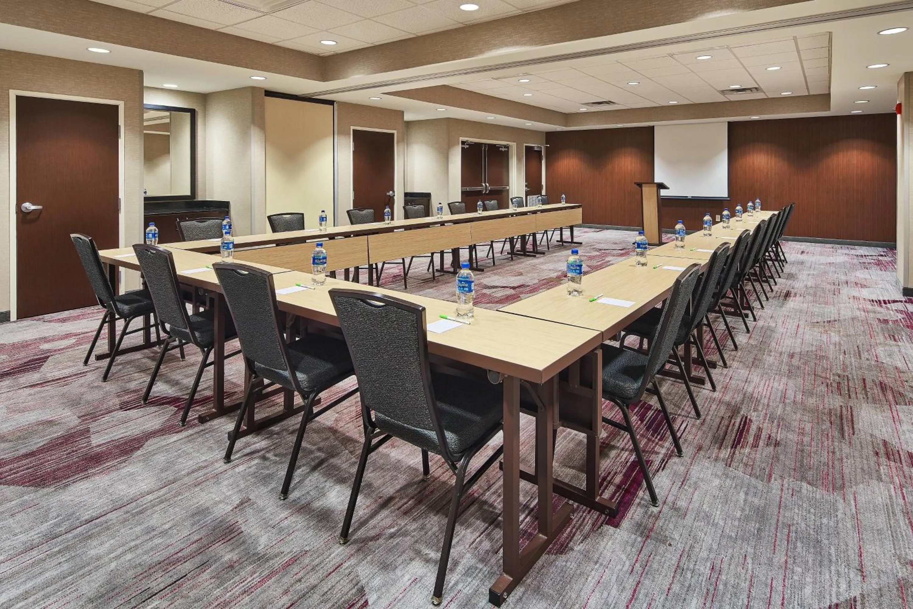 Lounge or bar in Courtyard Shreveport-Bossier City/Louisiana Boardwalk