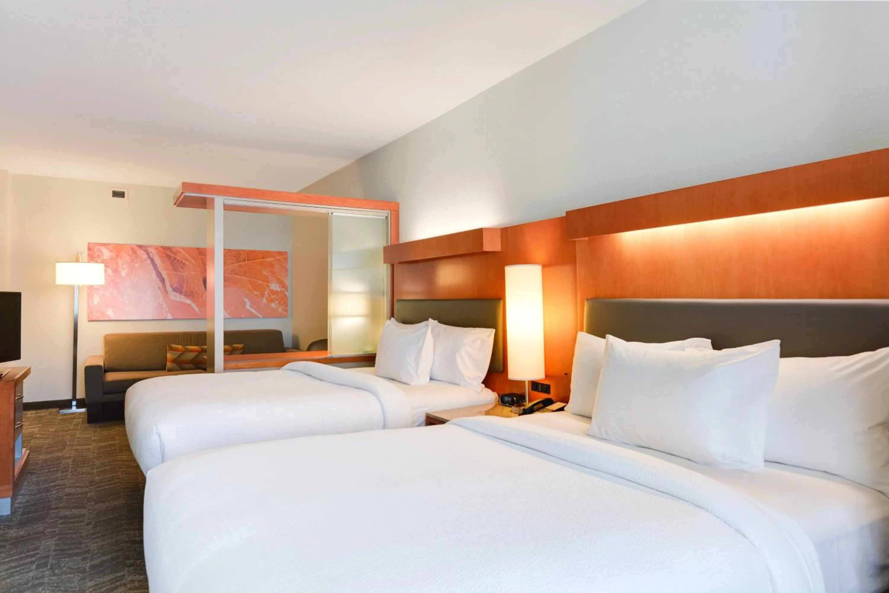 Photo of the whole room, Bed in SpringHill Suites Shreveport-Bossier City/Louisiana Downs