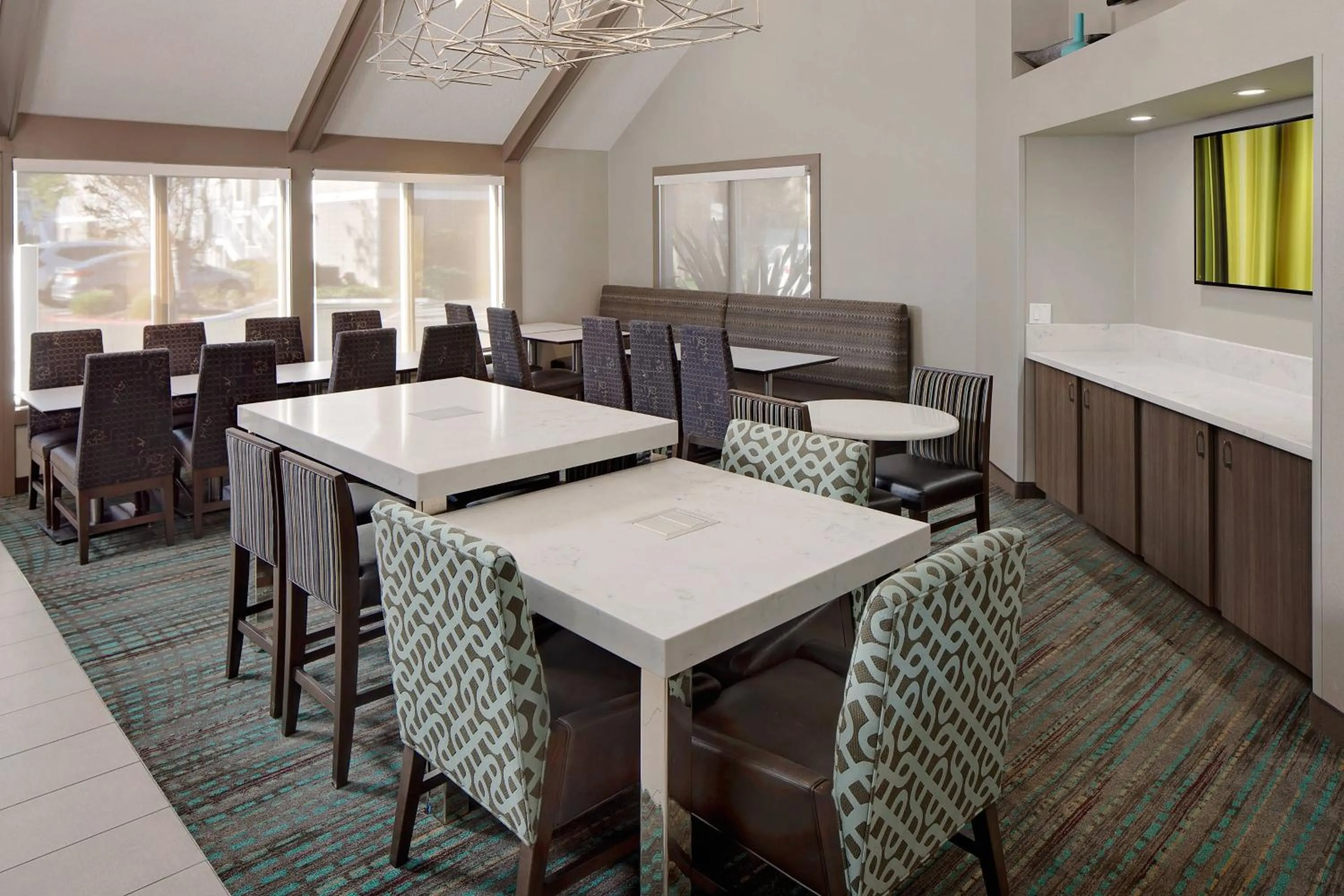 Breakfast in Residence Inn Fremont Silicon Valley