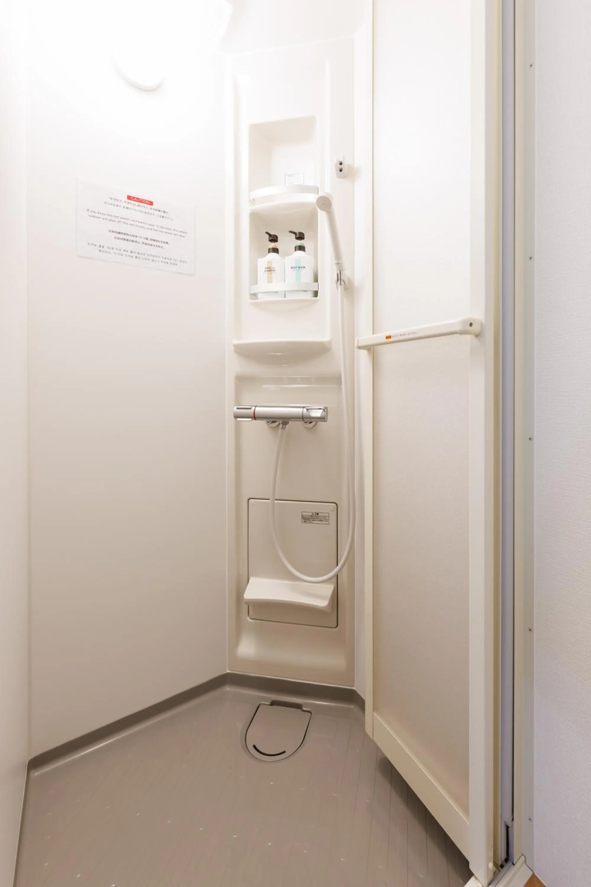 Grande Famille Shimanouchi Dotonbori Condo