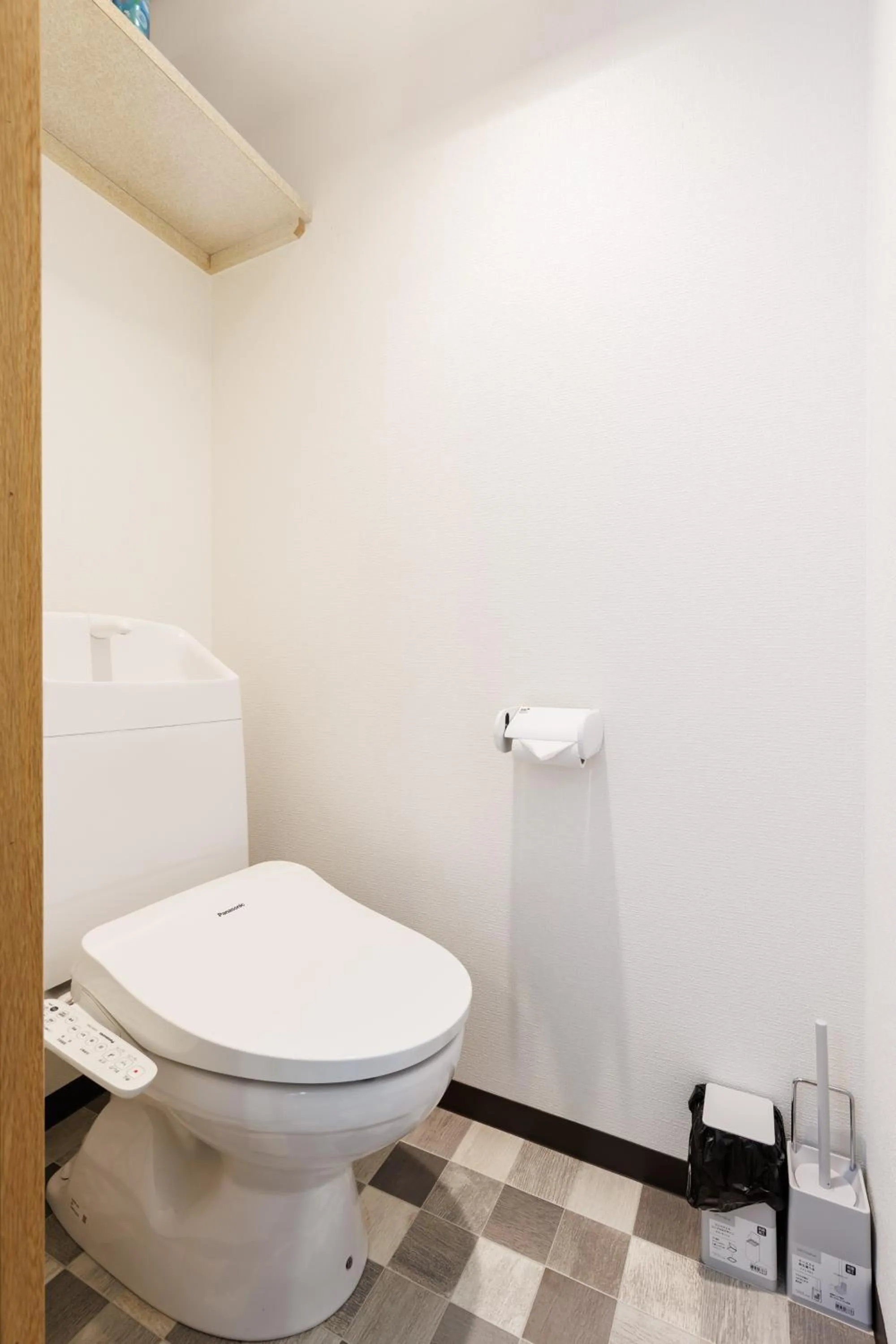 Grande Famille Shimanouchi Dotonbori Condo