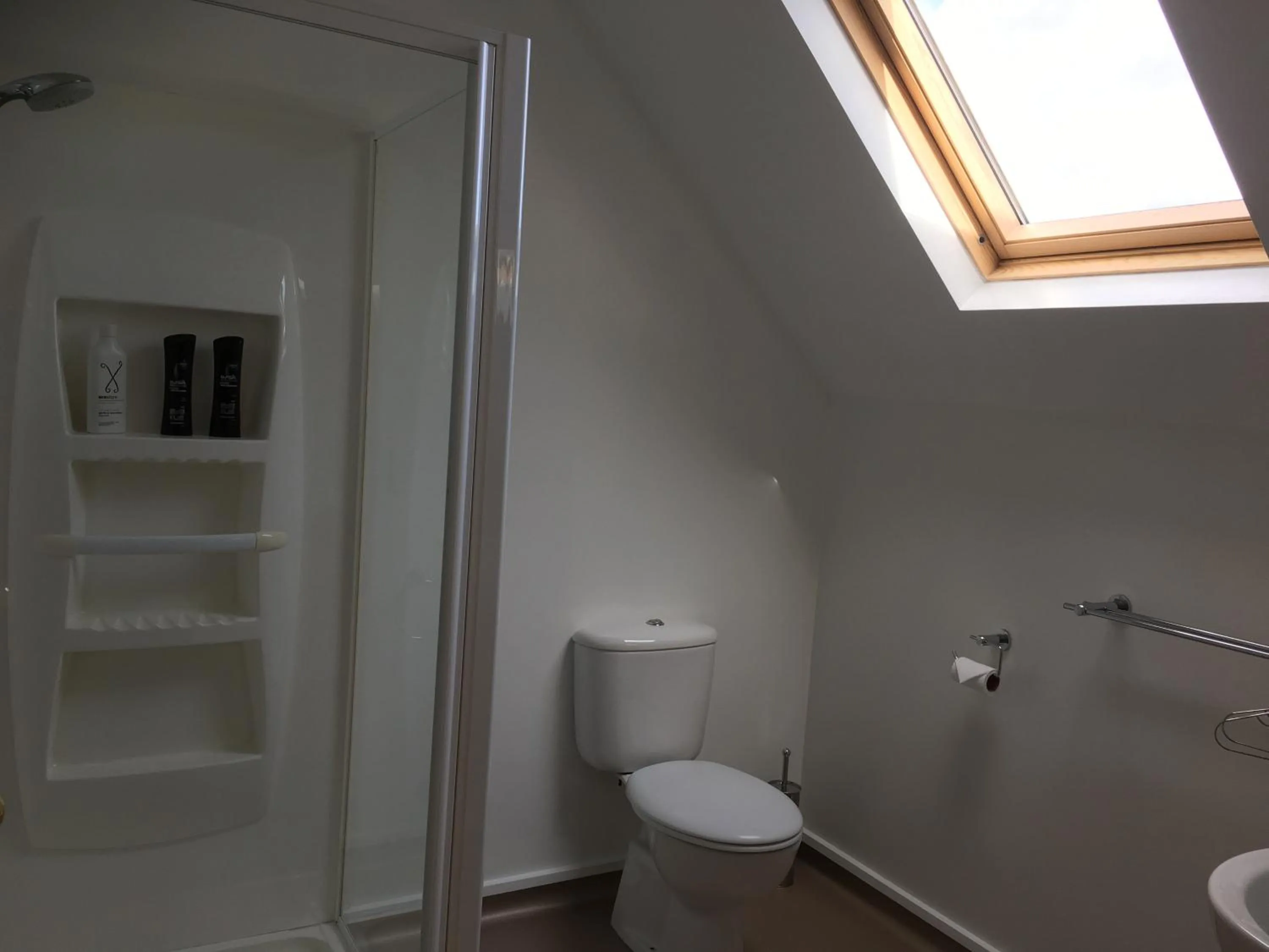 Bathroom in Amberlea B&B