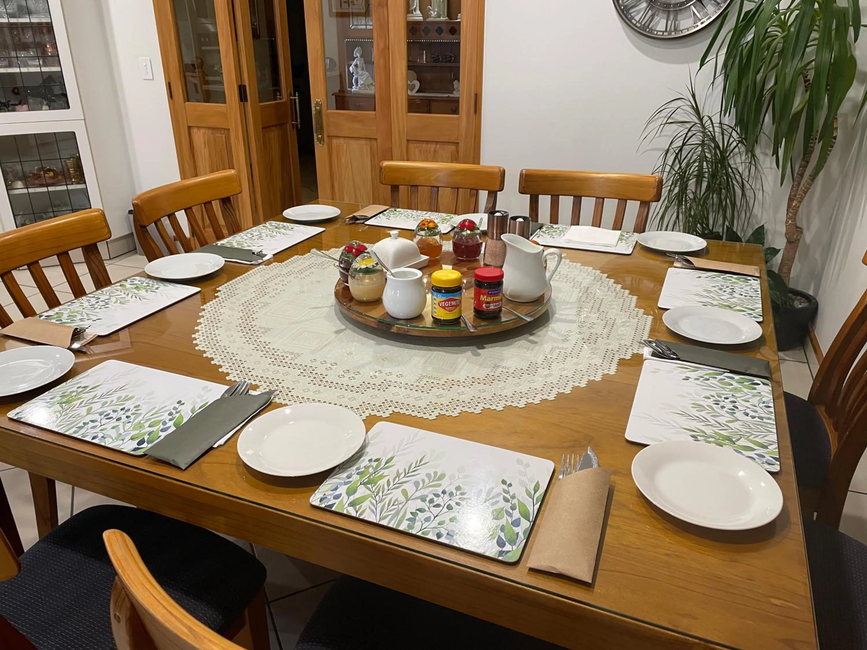 Dining area in Amberlea B&B