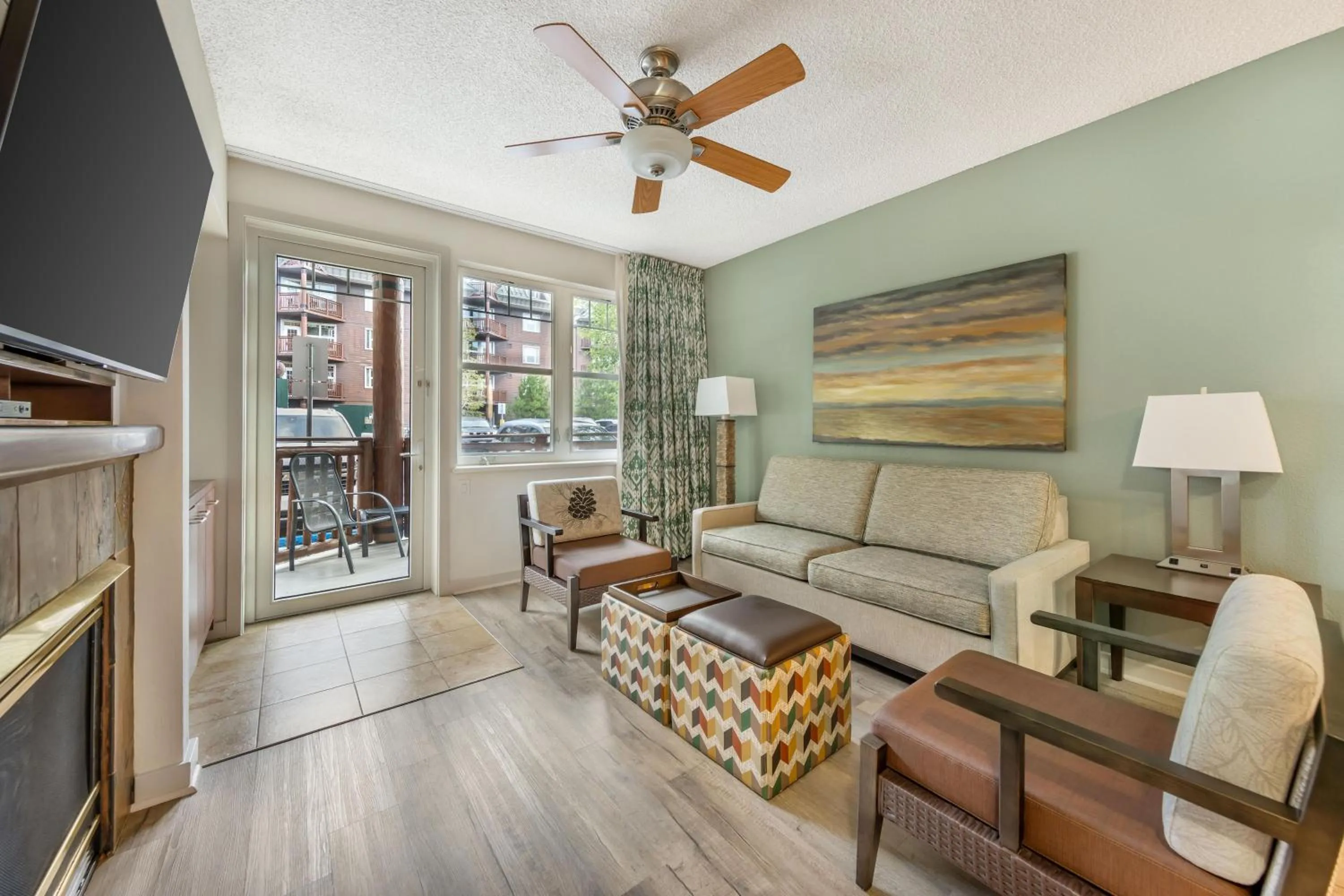 Living room in Hilton Vacation Club Lake Tahoe Resort South