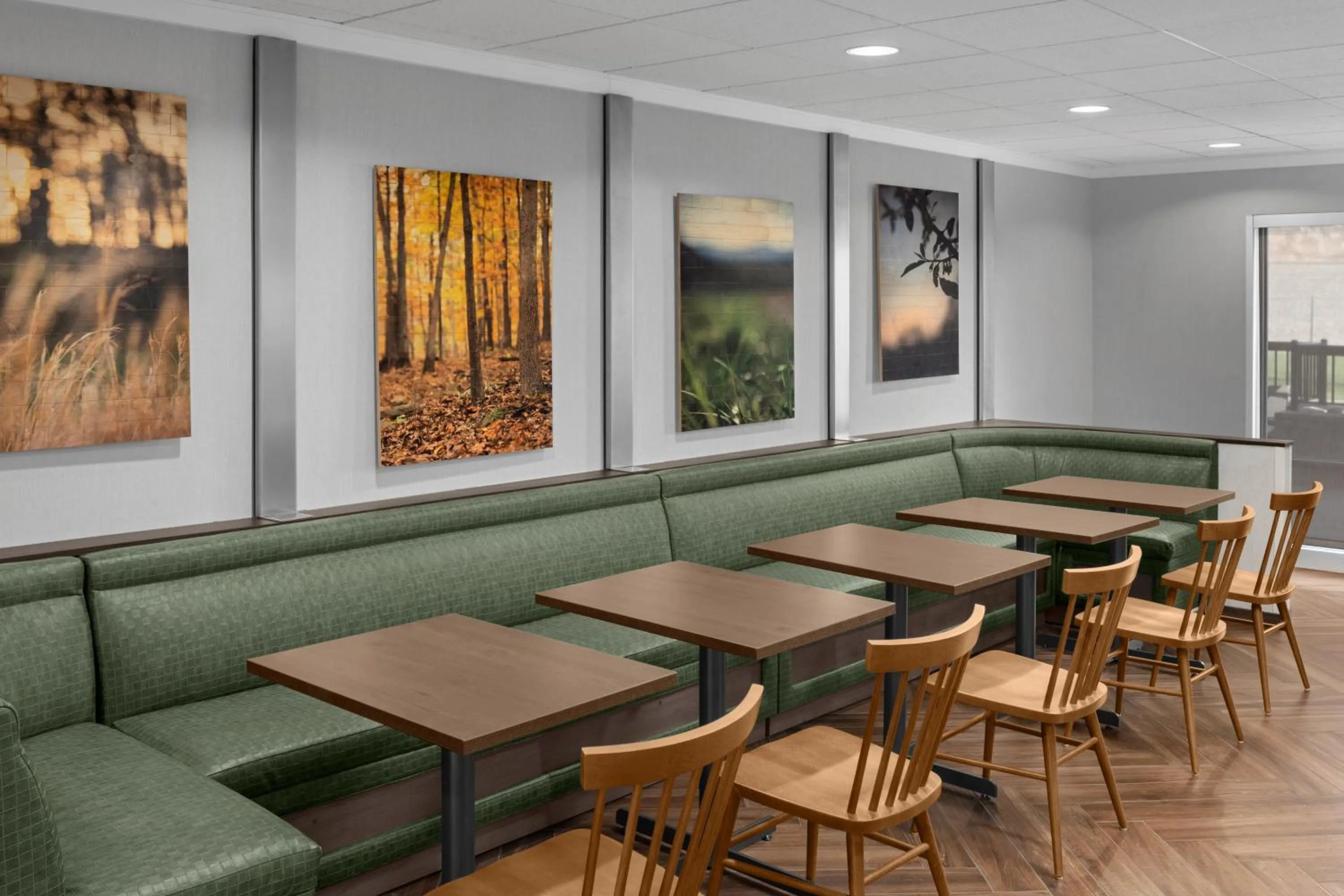 Breakfast in Richfield Fairfield Inc