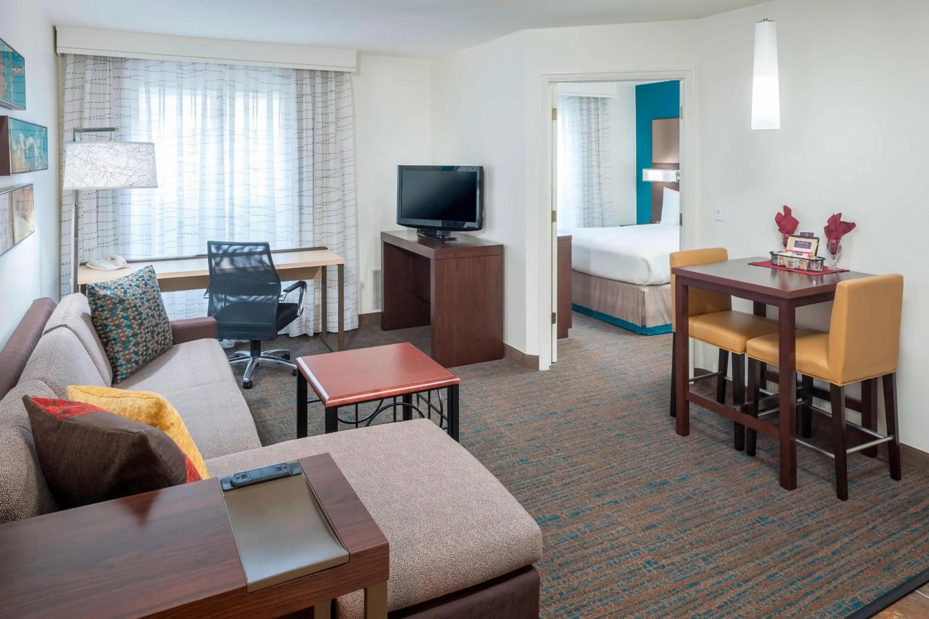 Living room, Bed in Residence Inn by Marriott Provo
