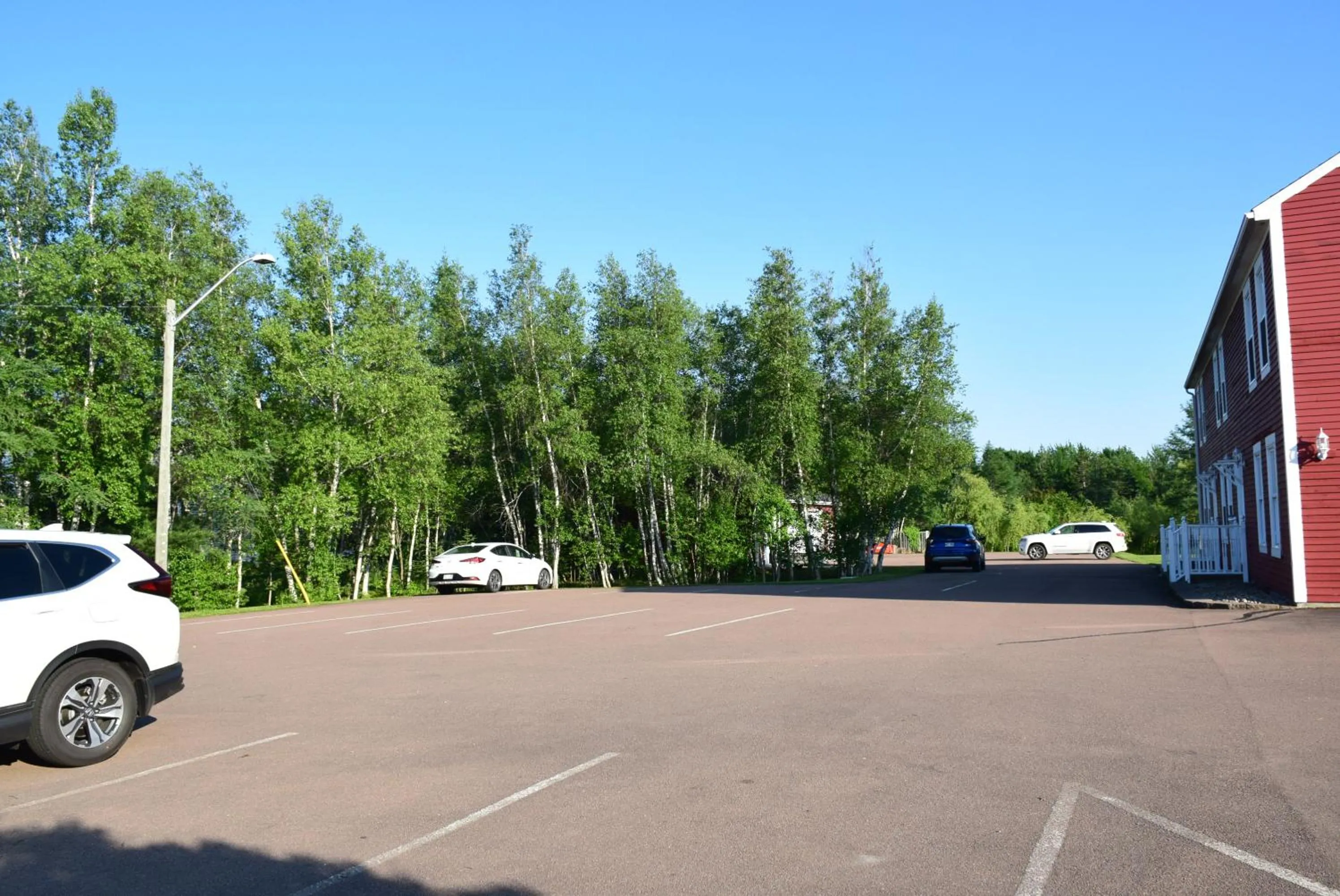 Property building in Auberge Wild Rose Inn