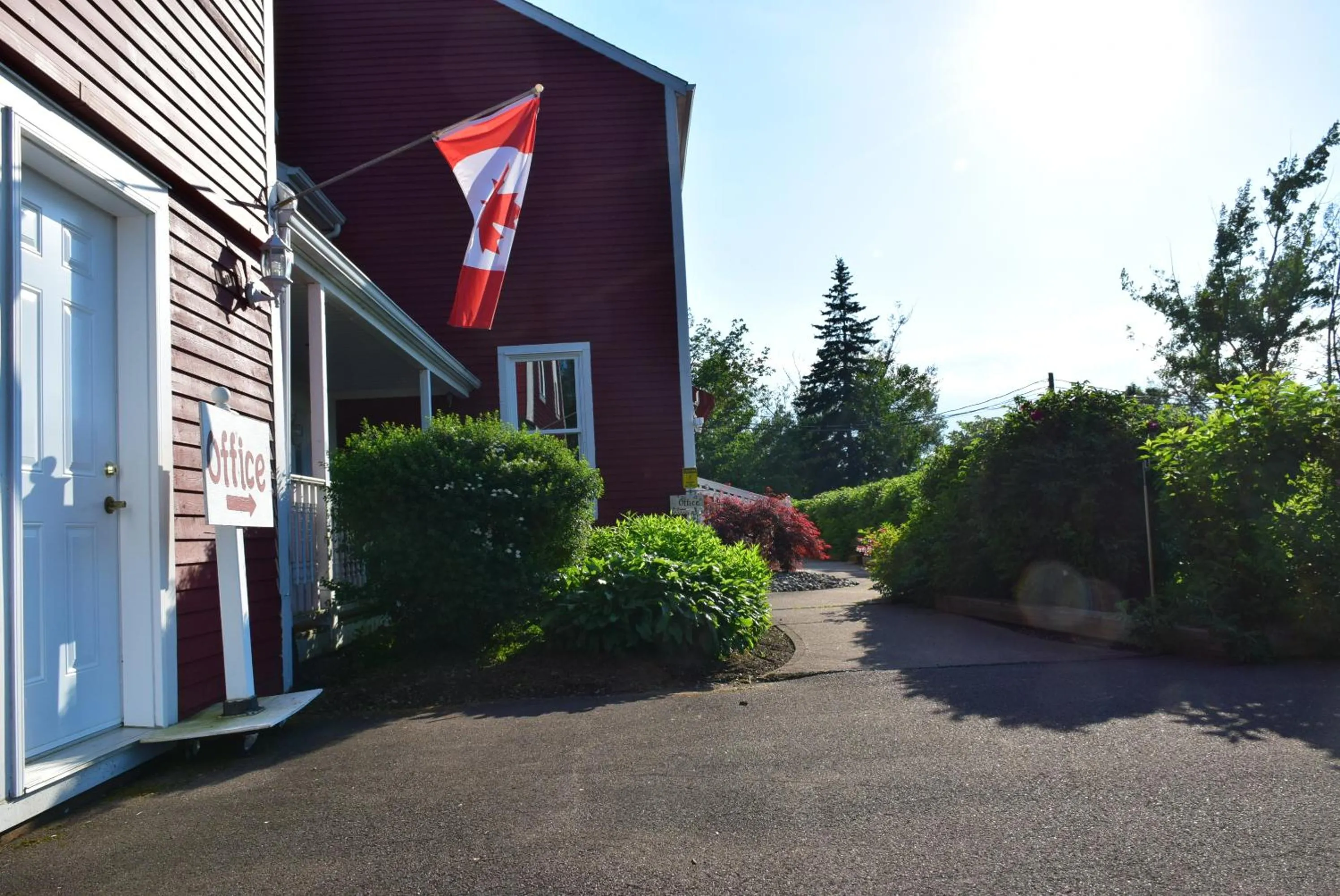 Property building in Auberge Wild Rose Inn