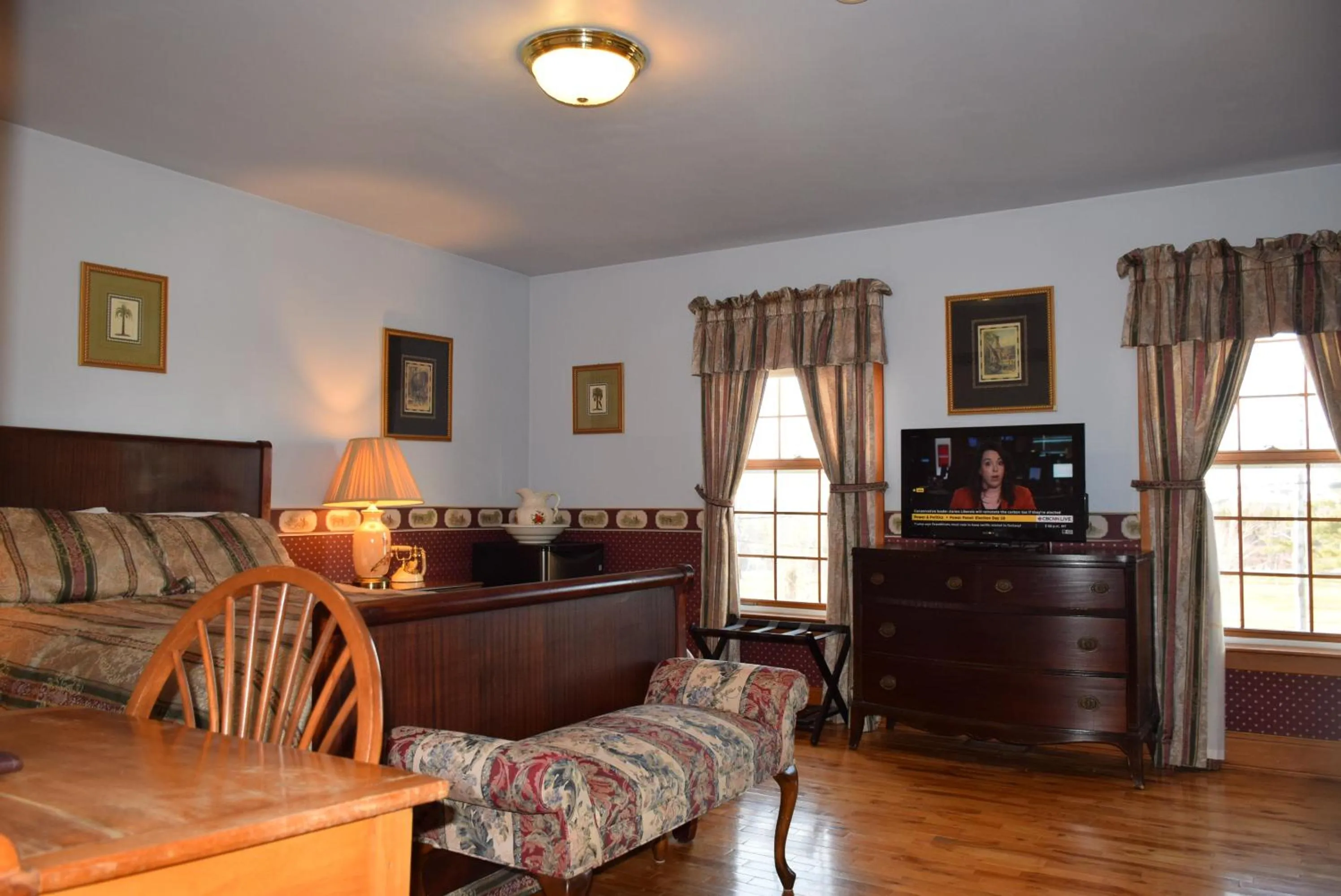 Bedroom in Auberge Wild Rose Inn