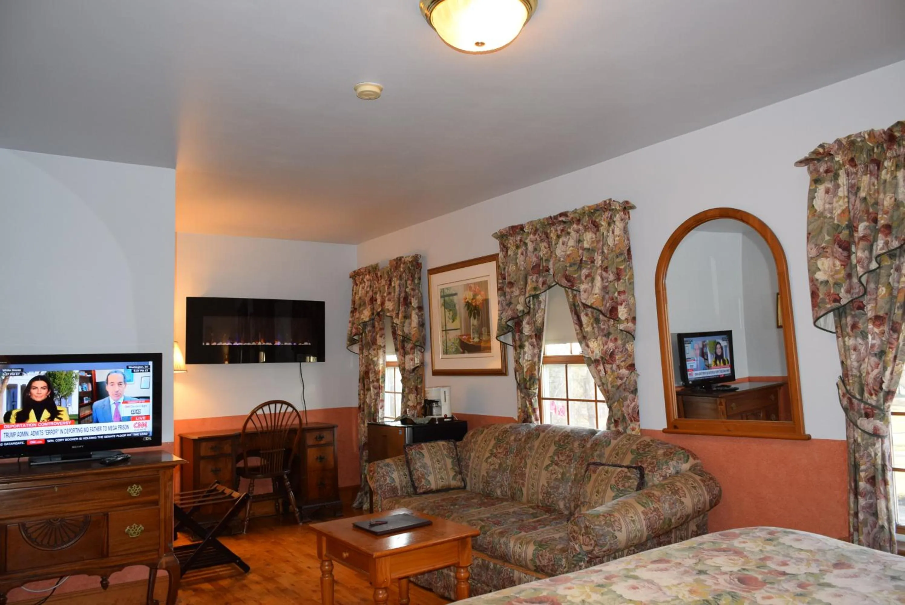 Bedroom in Auberge Wild Rose Inn