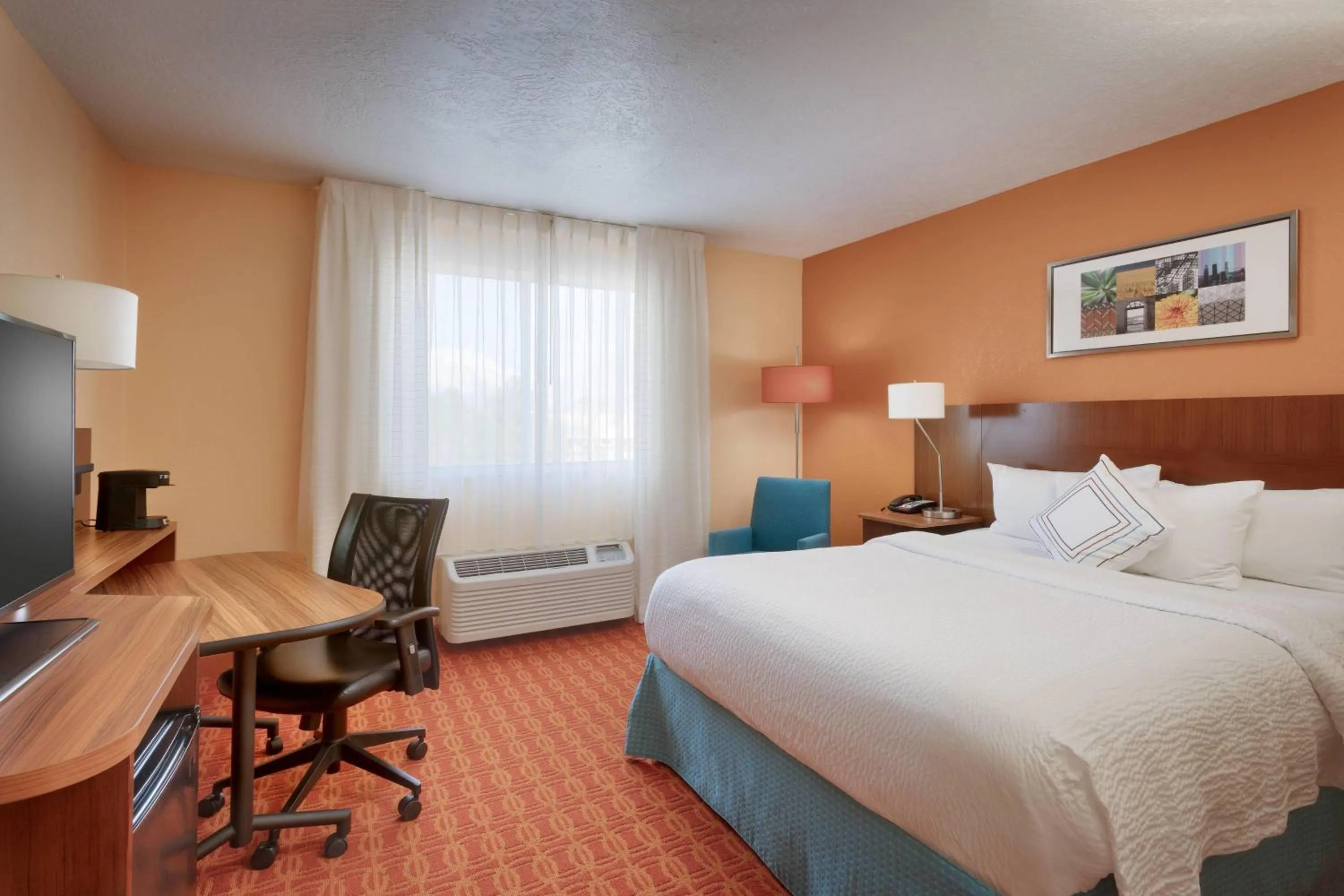 Photo of the whole room, Bed in Fairfield Inn by Marriott Provo