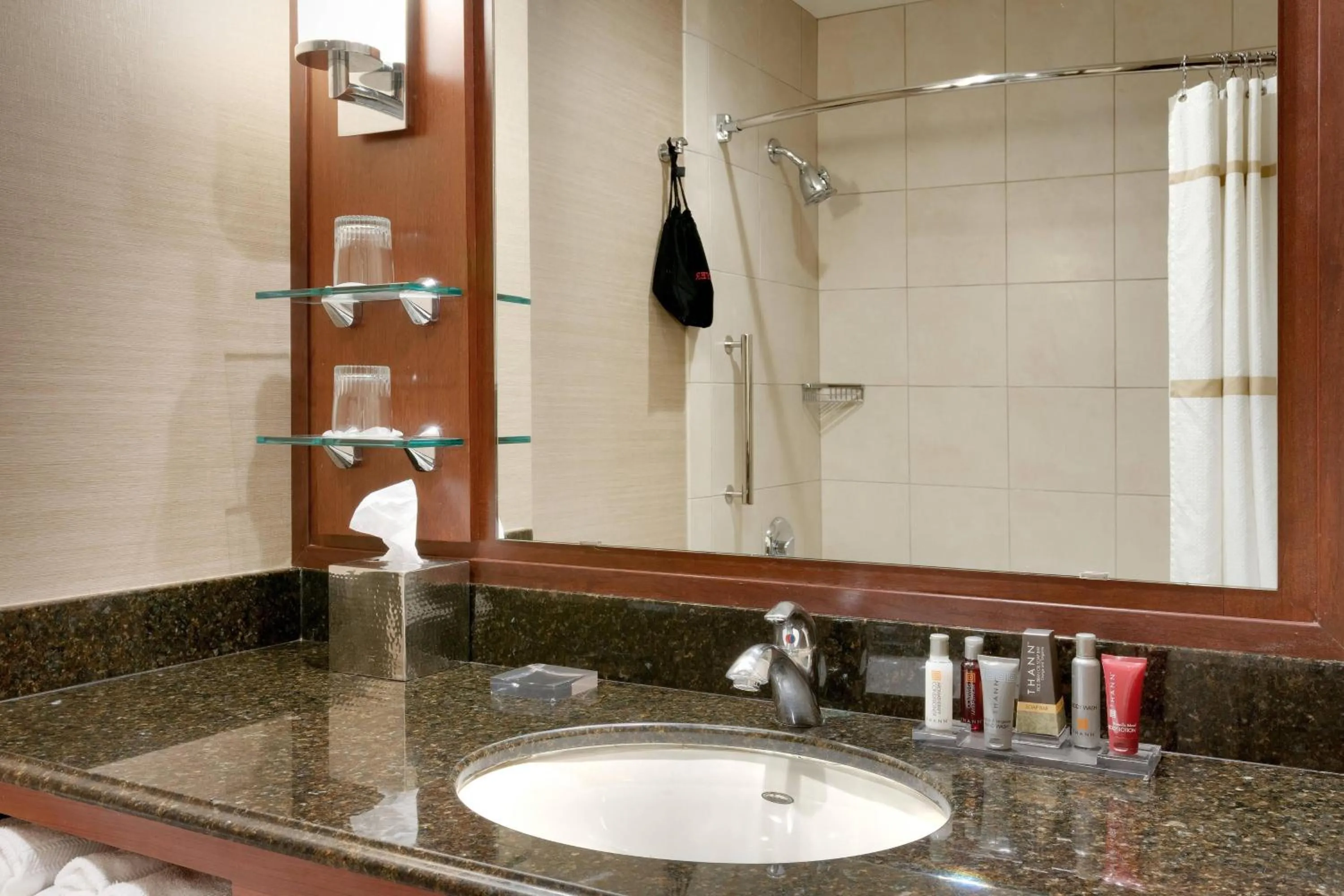 Bathroom in Salt Lake City Marriott University Park