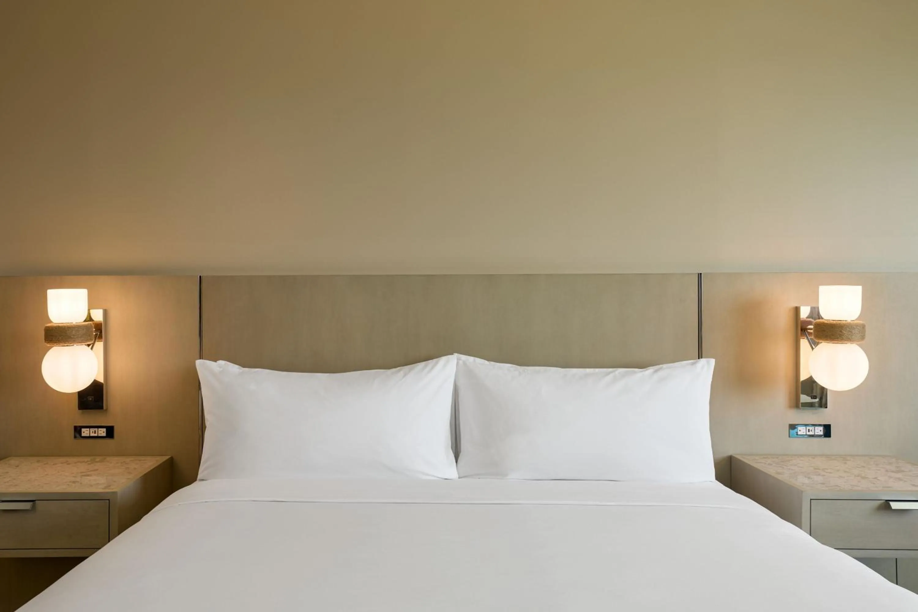 Photo of the whole room, Bed in Renaissance ClubSport Aliso Viejo Laguna Beach Hotel