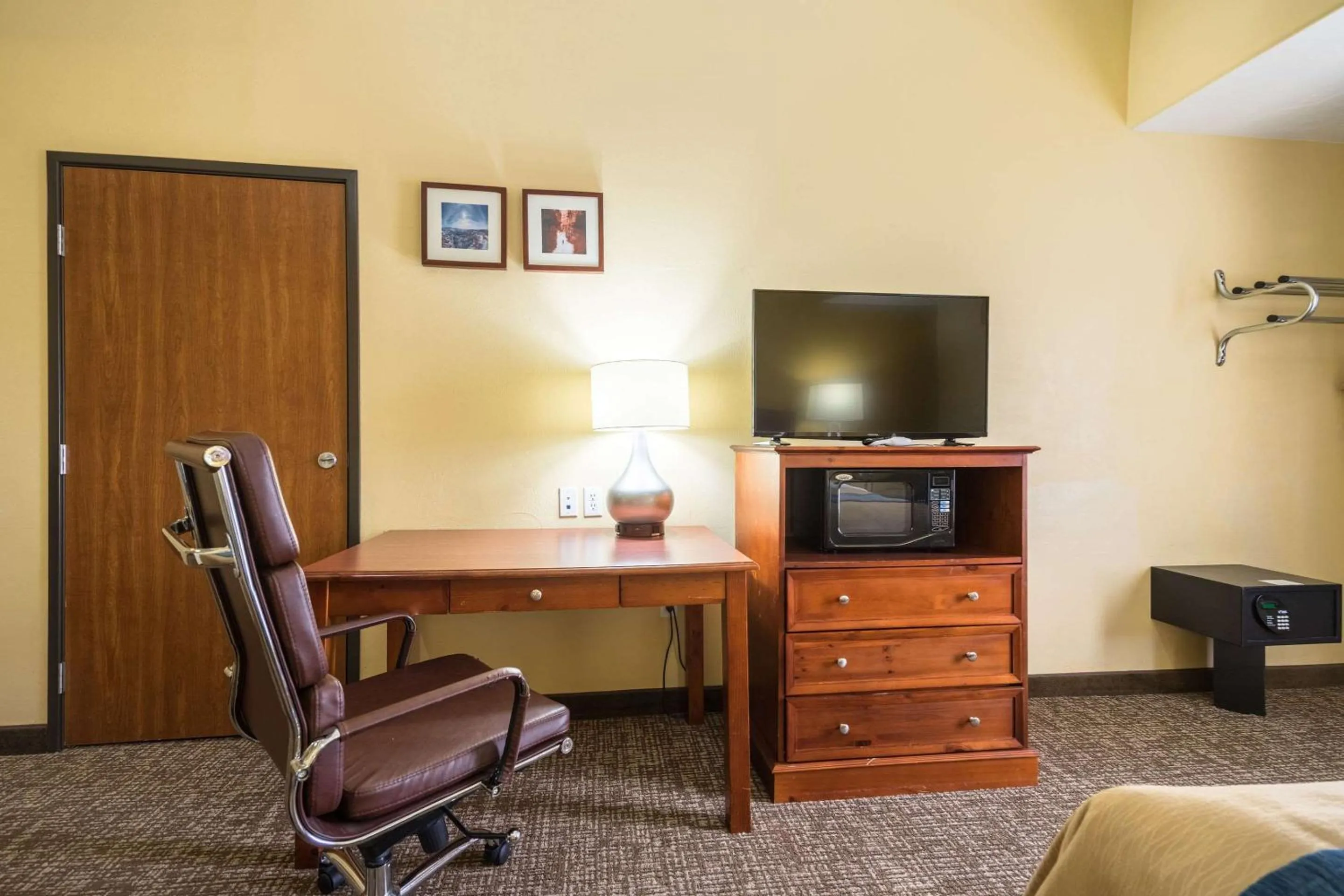 Photo of the whole room in Comfort Inn & Suites