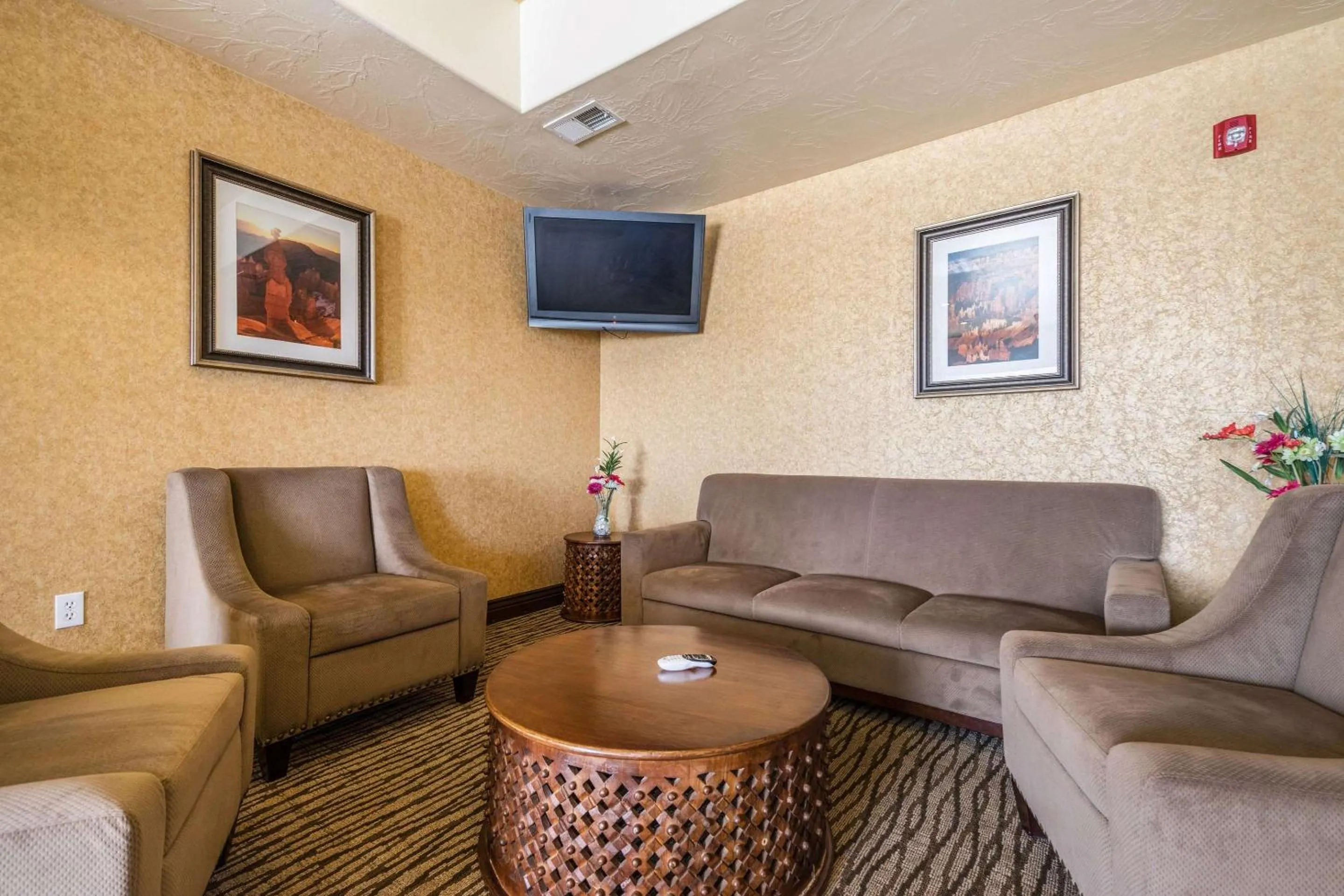 Lobby or reception in Comfort Inn & Suites