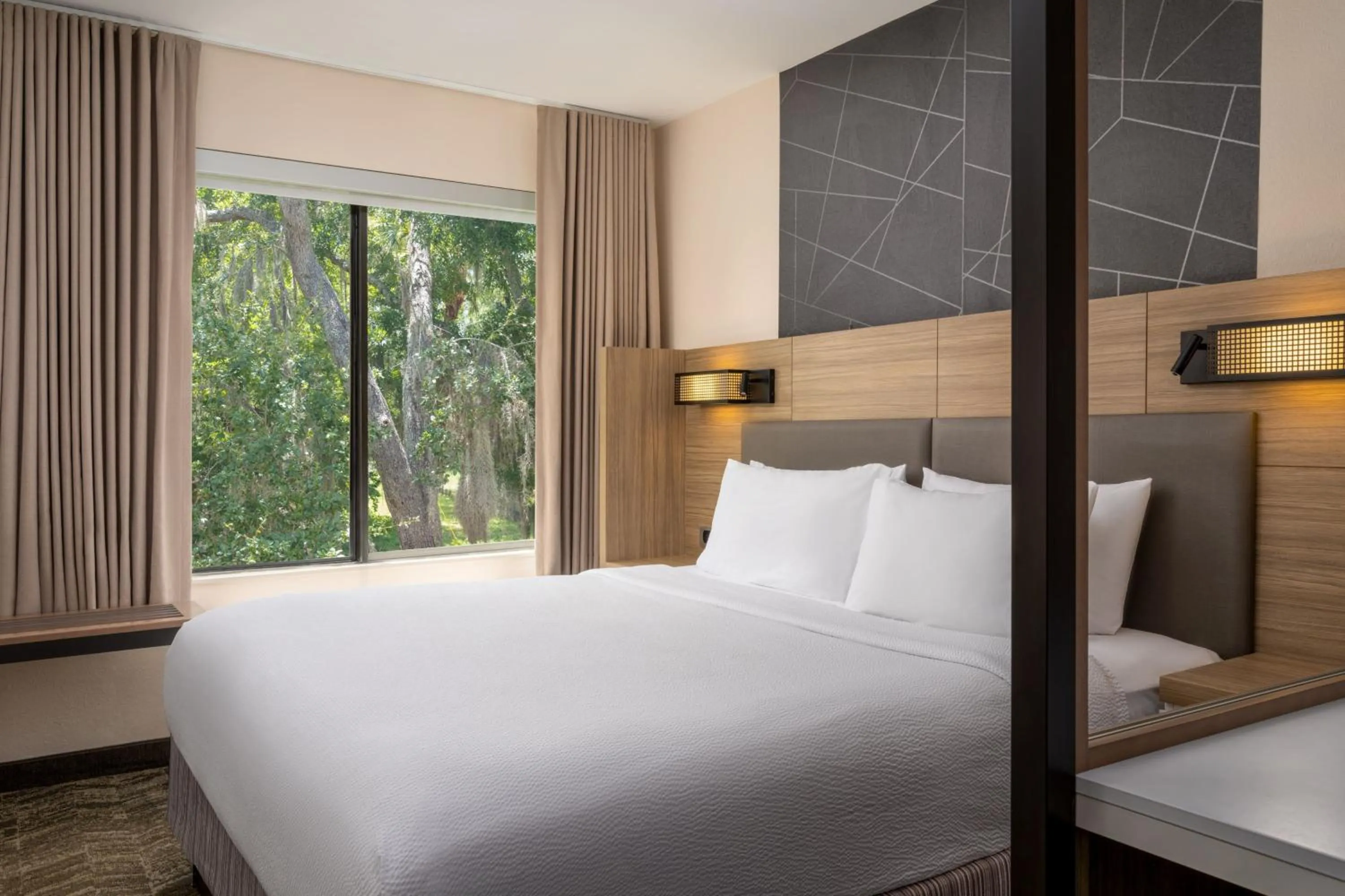 Photo of the whole room, Bed in SpringHill Suites Sarasota Bradenton