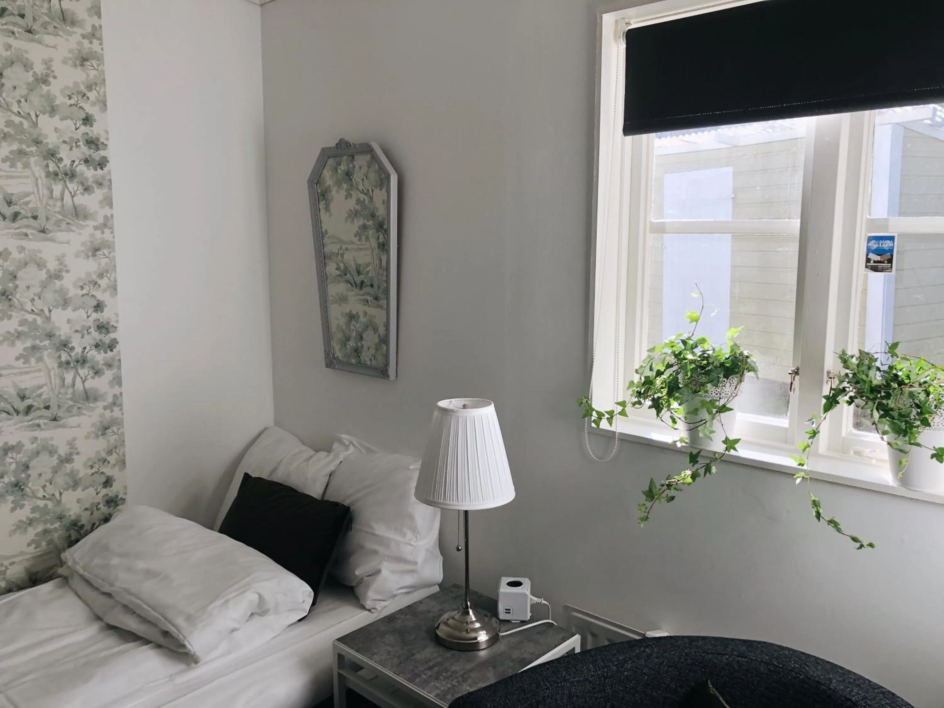 Property building, Bed in Spirans Rum och Logi