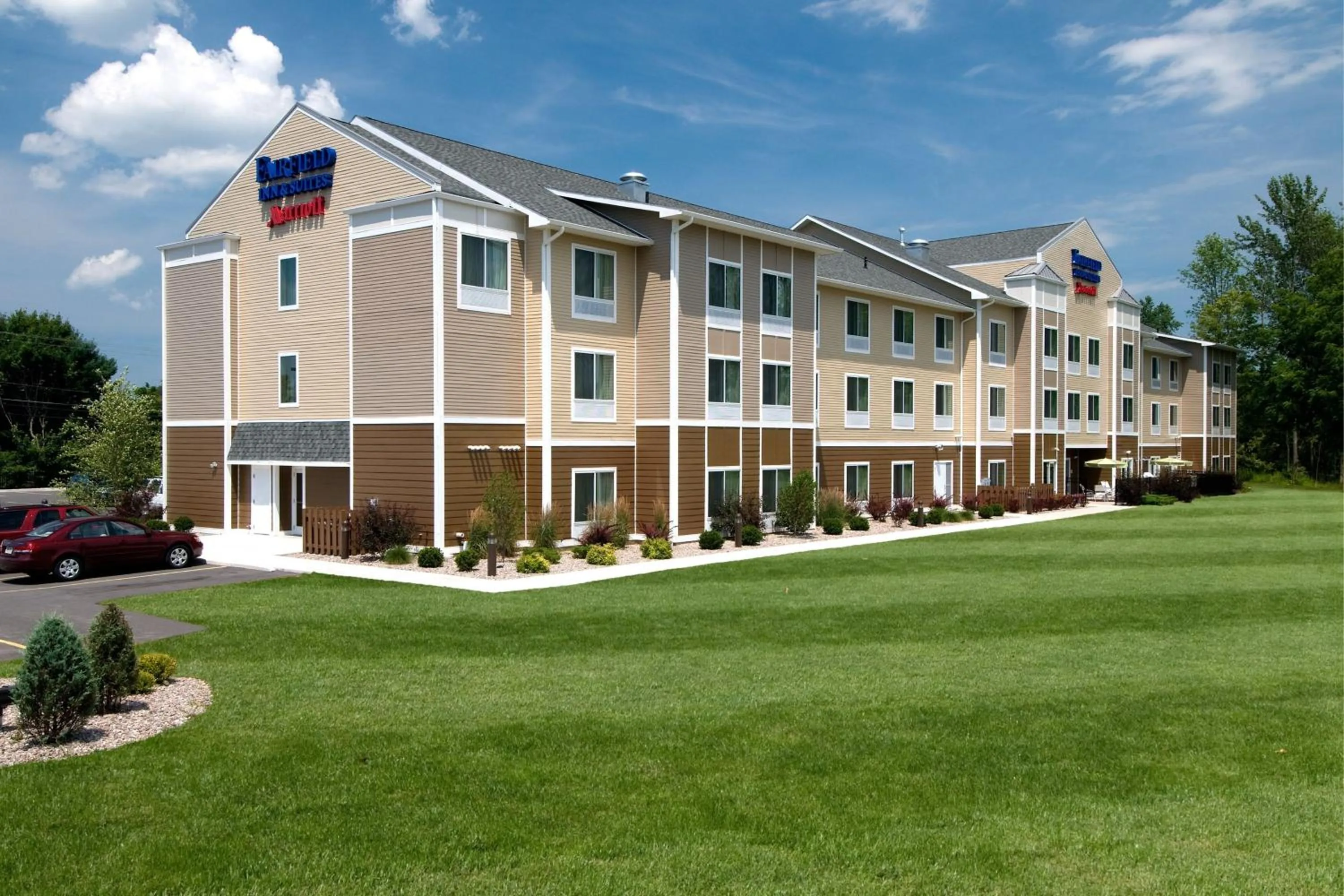 Property building in Fairfield Inn & Suites by Marriott Verona